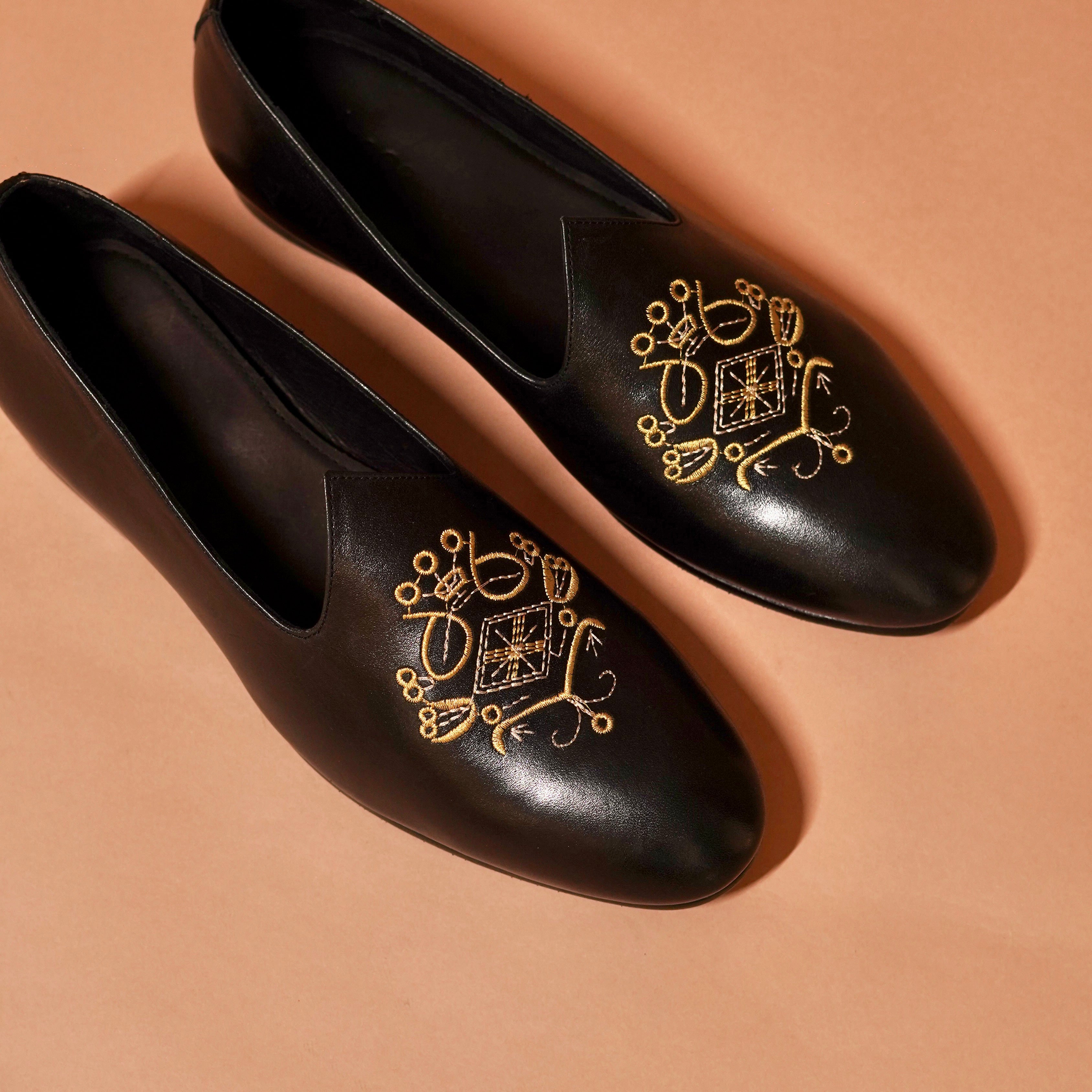 Ethnico Ricamo Nero styled with ethnic formal menswear