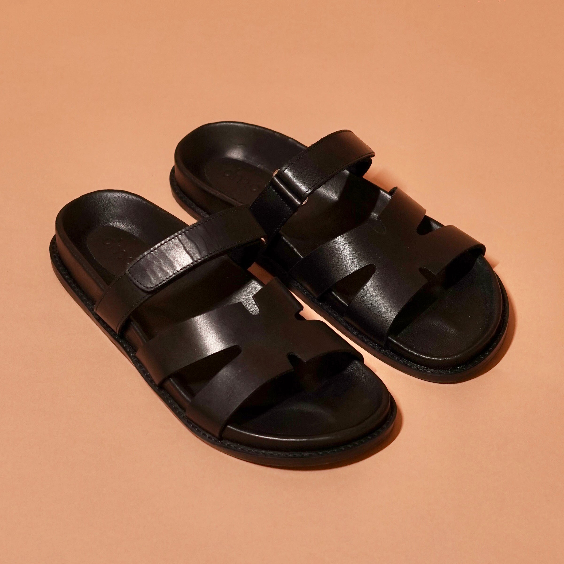 Pelle Corko Carbonio styled with summer and streetwear looks