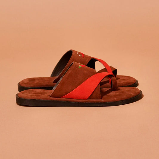Side view of Chilli Slipper showing open toe and padded footbed