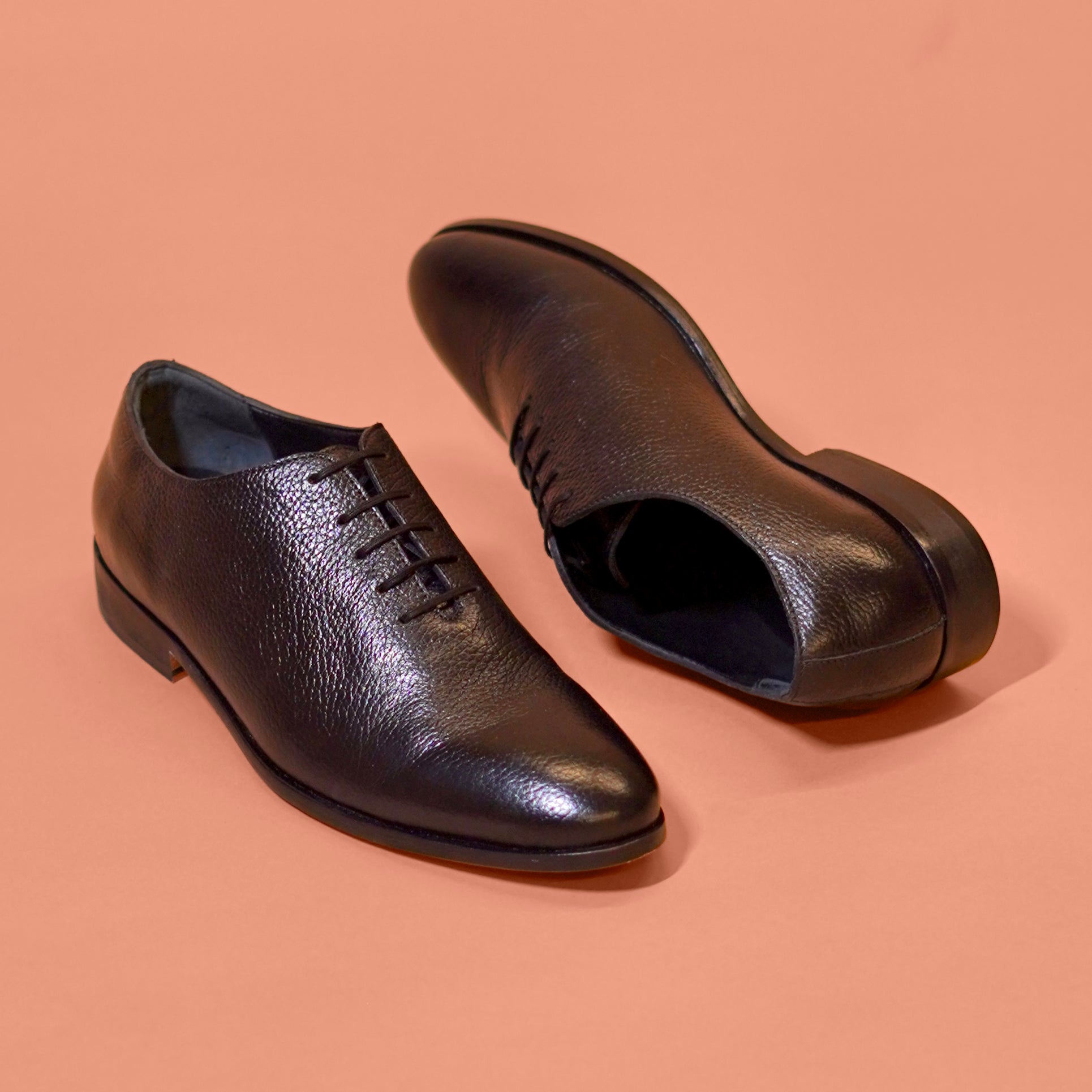 Nero Lusso – Black Textured Leather Lace-Up Shoes for Men