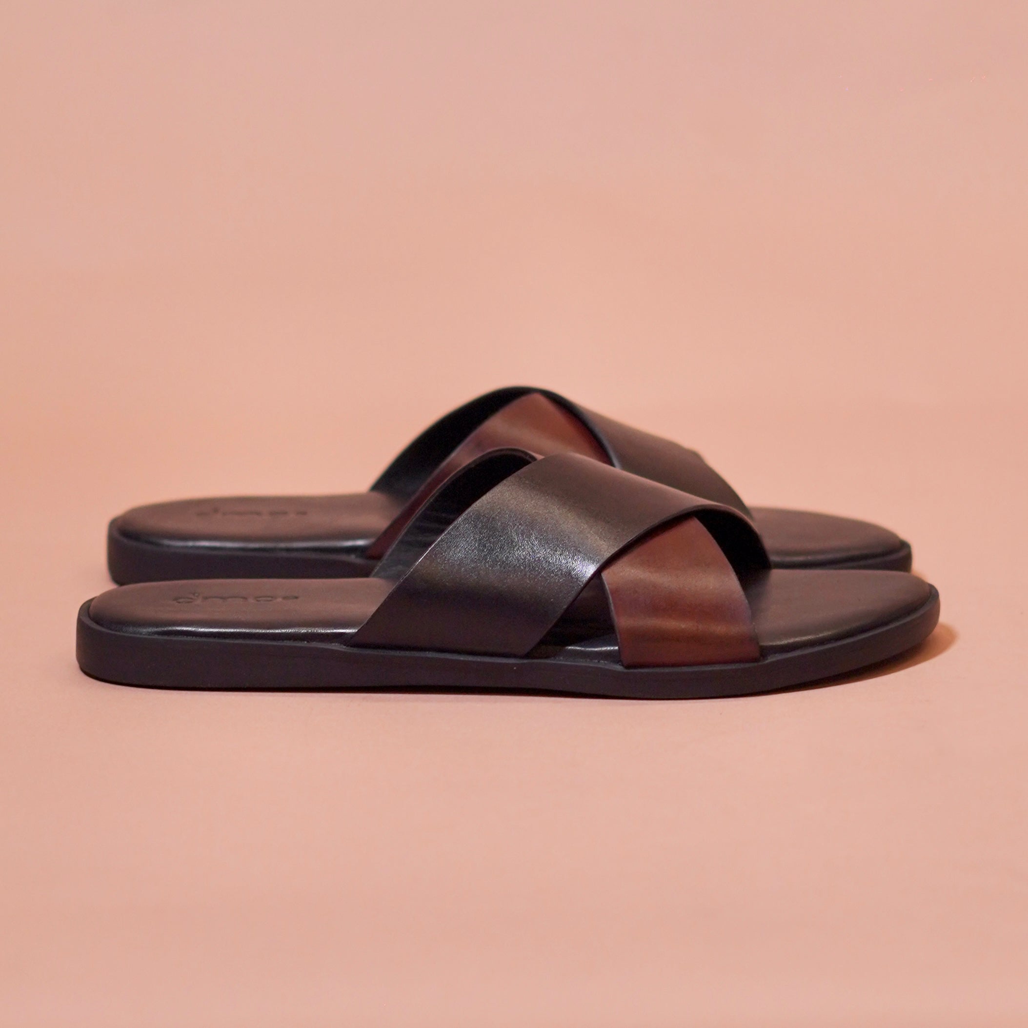 Pelle Espana | Black and Brown full-grain leather chappal