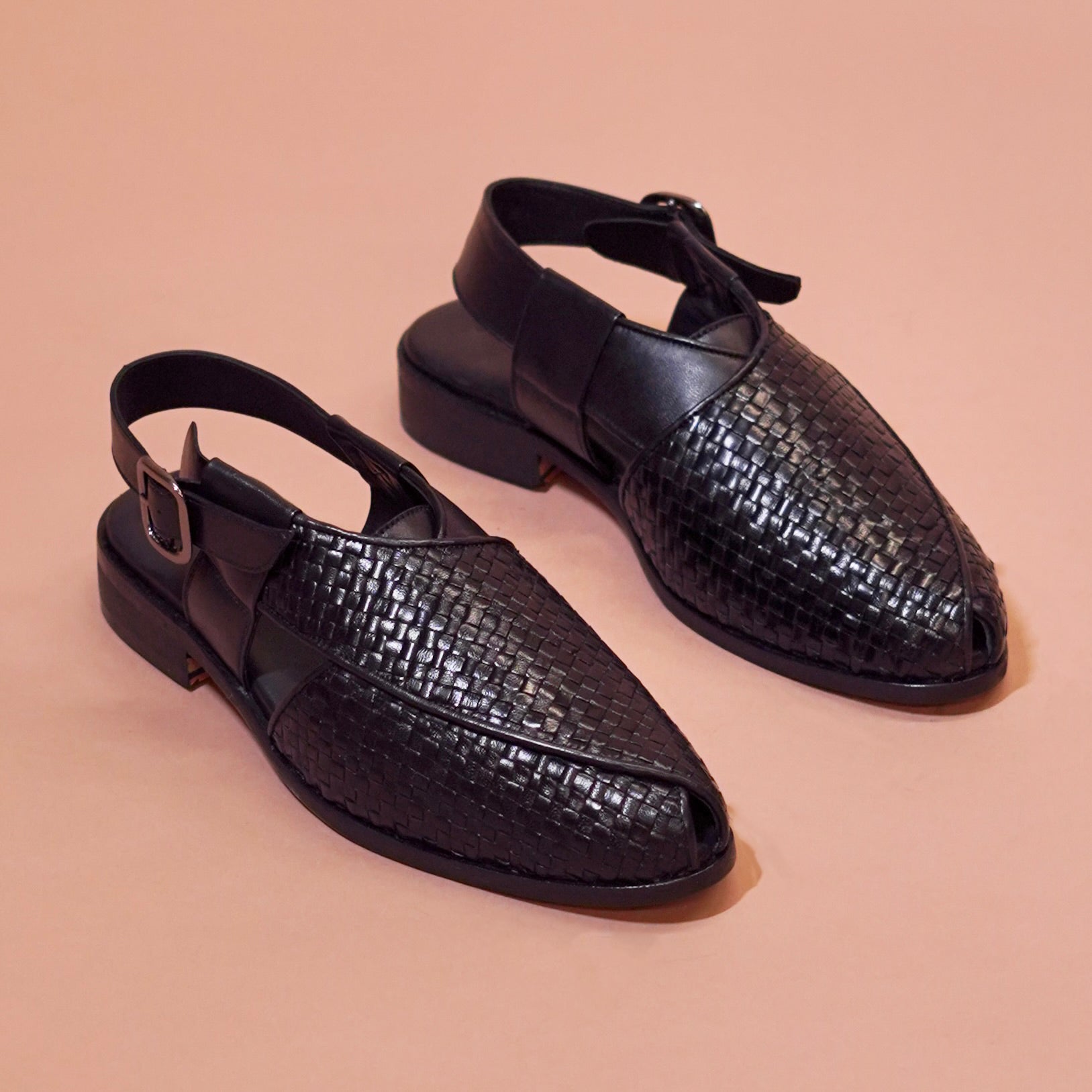 Pesha Nera | Black Weave leather Peshawaris