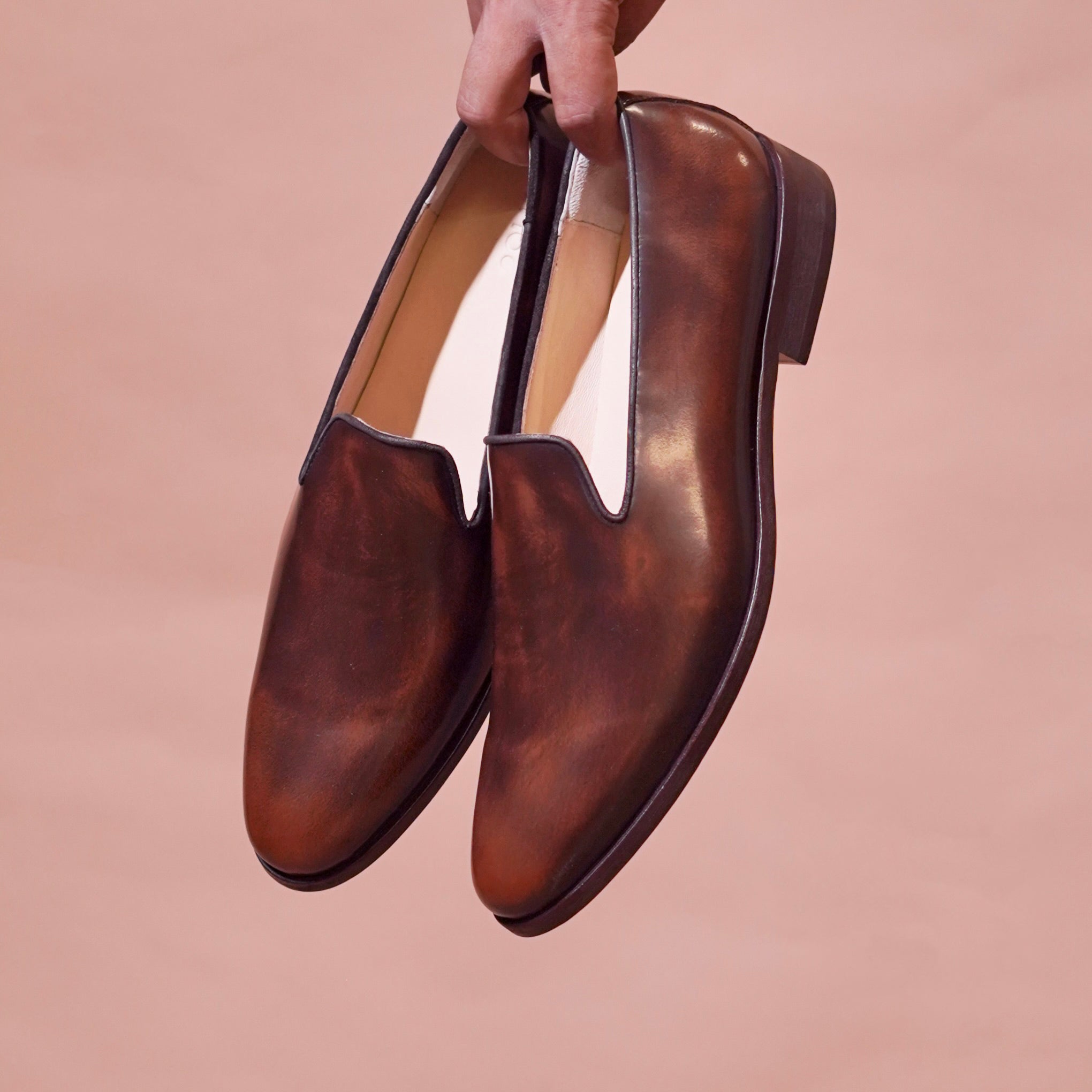 Motivo Chocro | Brown dual-tone patina leather loafer