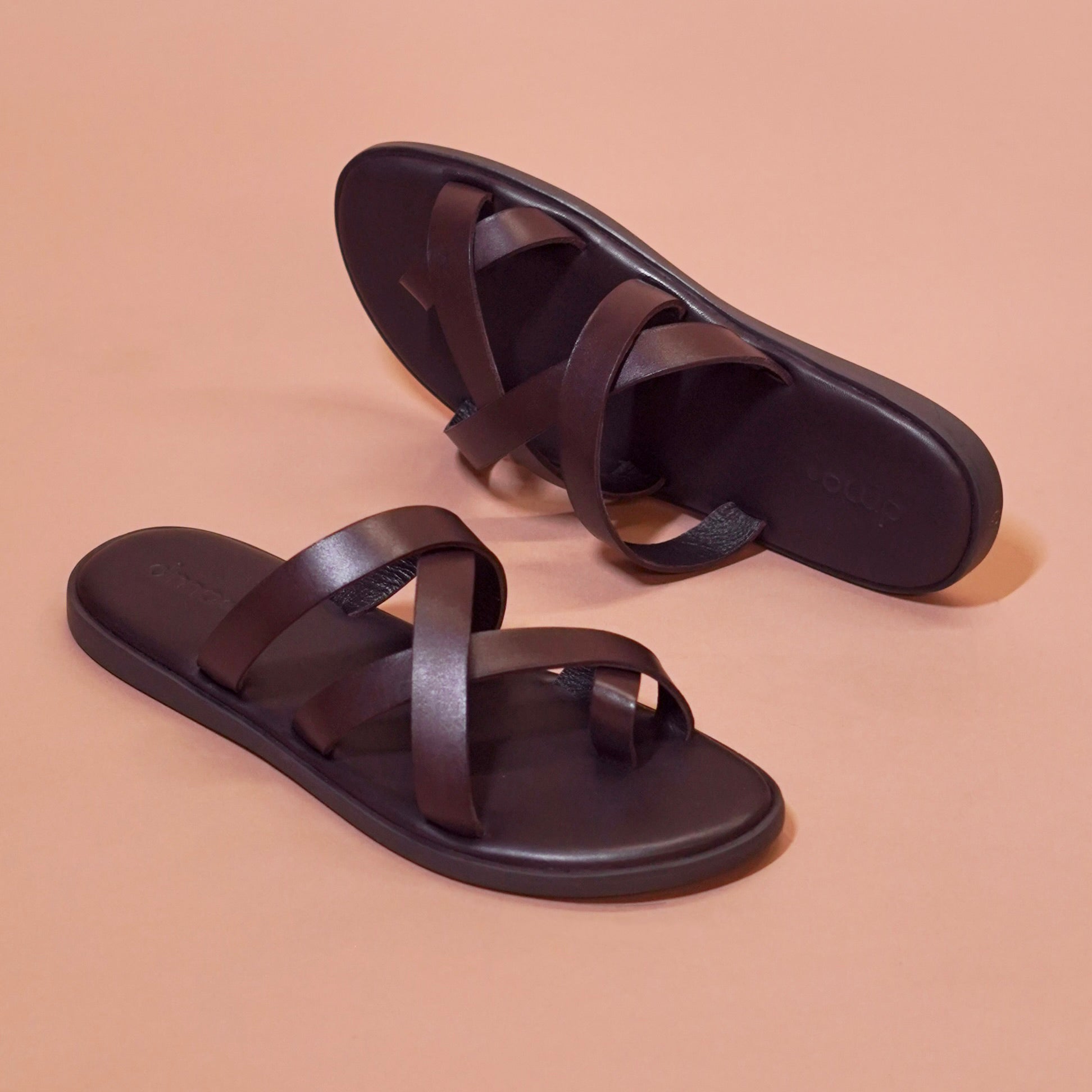 Pelle Espana | Black and Brown full-grain leather chappal