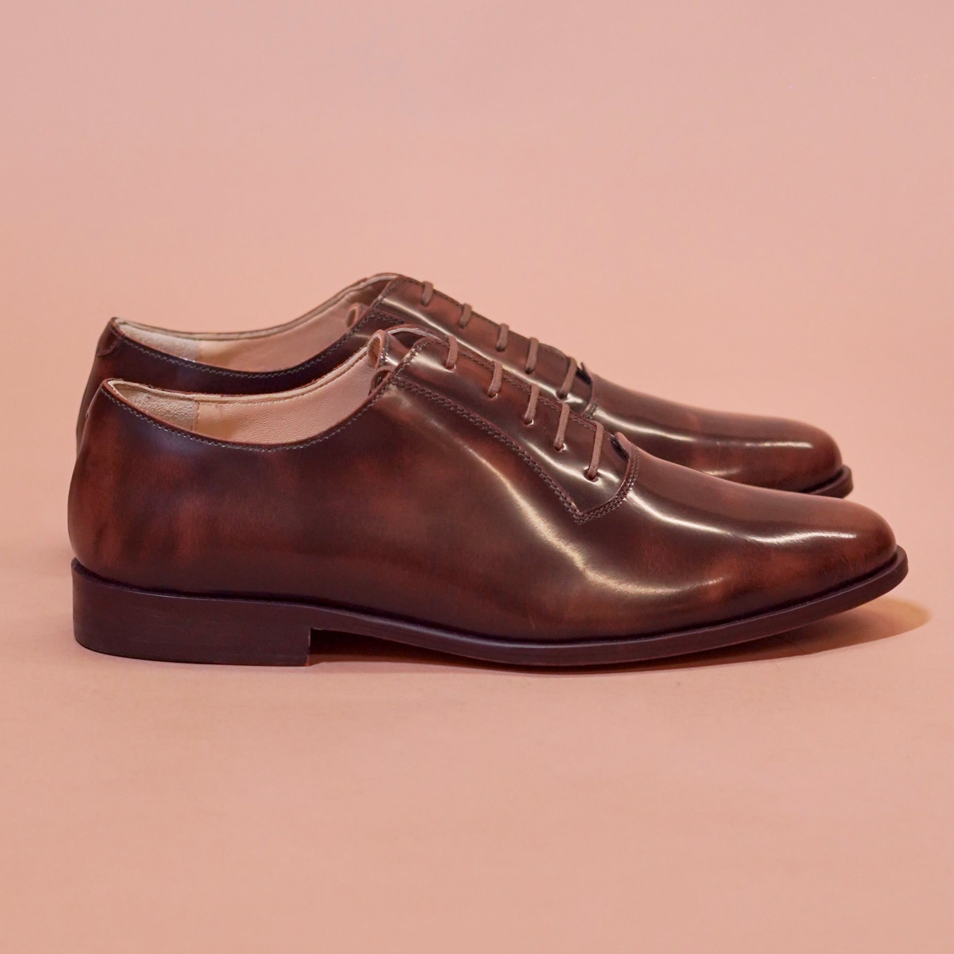 Ferraro Bruno | Brown dual tone shiny leather oxford