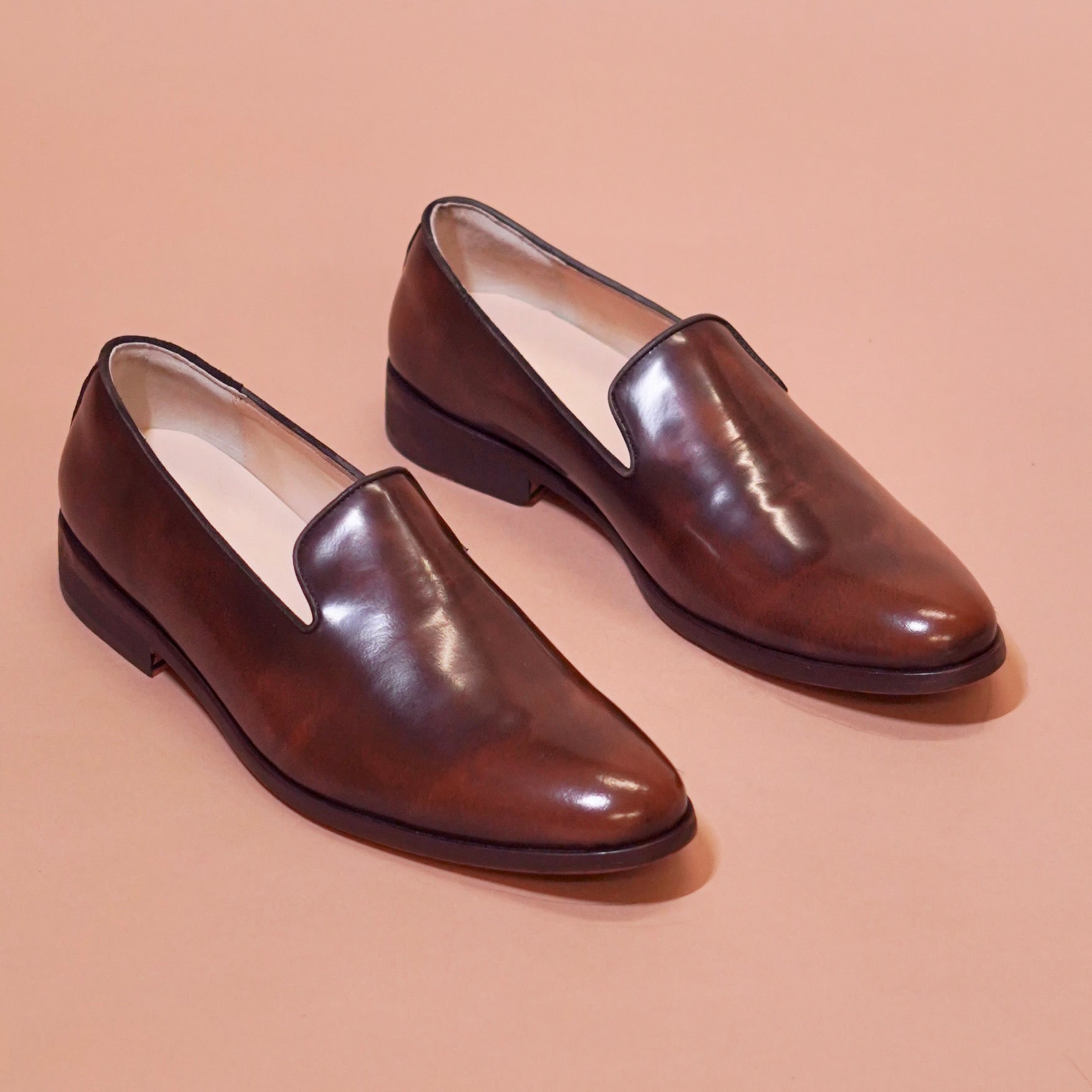 Motivo Chocro | Brown dual-tone patina leather loafer