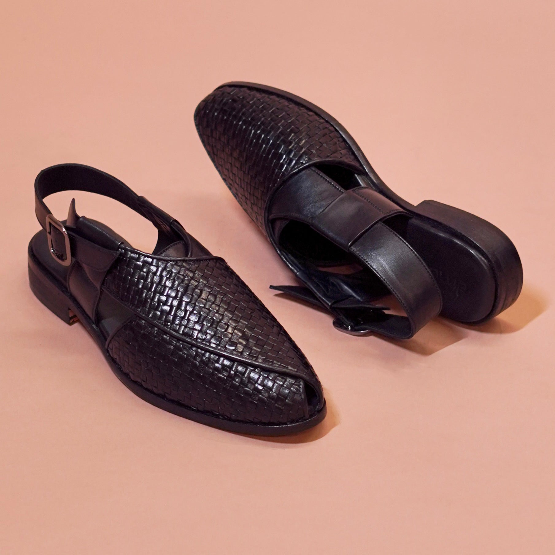 Pesha Nera | Black Weave leather Peshawaris