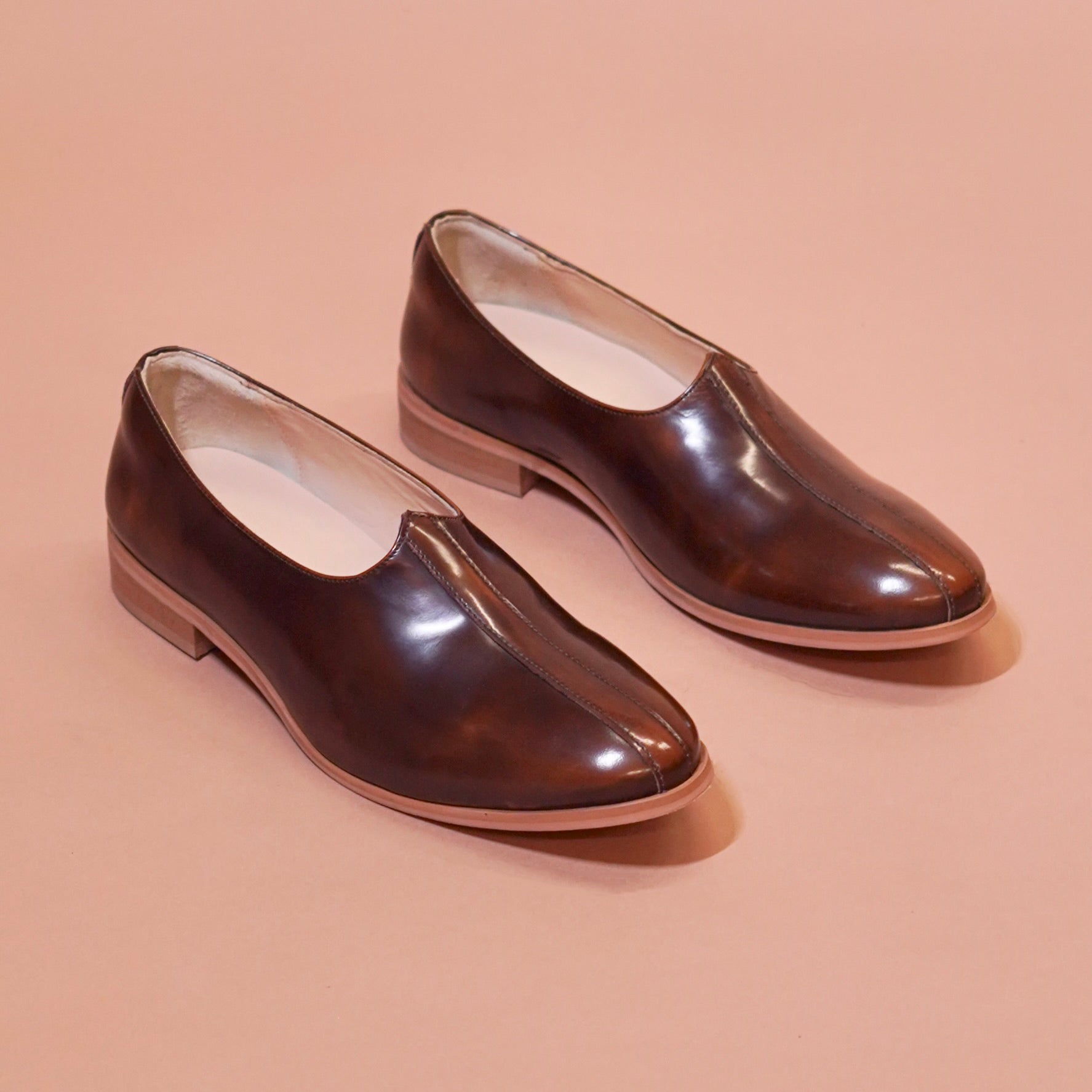 Ethnico Chocro | Dark Brown dual-tone leather Mojris