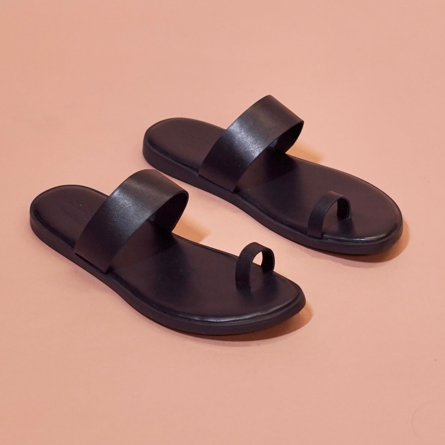 Pelle Noir | Two strap minimal style chappal with memory cushion insole
