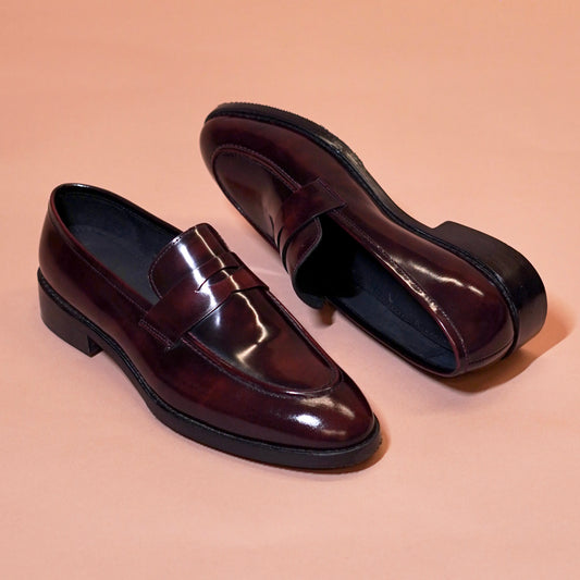 Bruno Ricco penny loafer with high-shine finish – sole view
