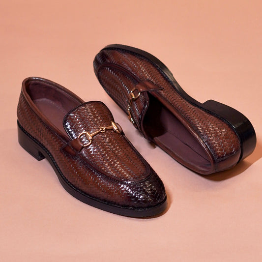 Trama Bruno horsebit loafer with burnished finish – close-up