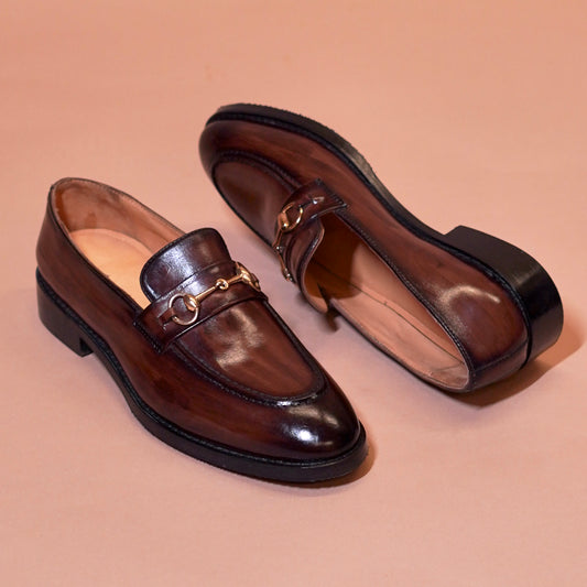 Bruno Oro horsebit loafer with burnished patina finish – close-up
