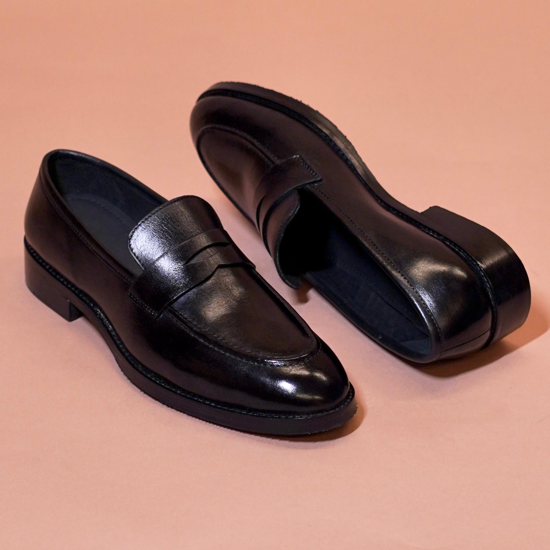 Close-up of black leather and black sole on Nero Scuro
