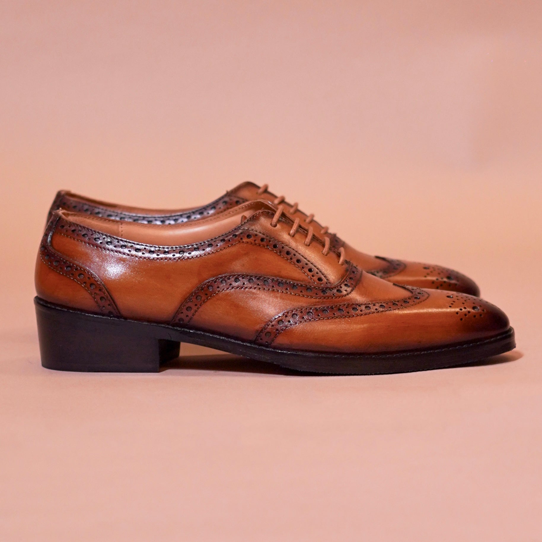 Tanino Classico men's tan leather Oxford shoes with brogue detailing – side view