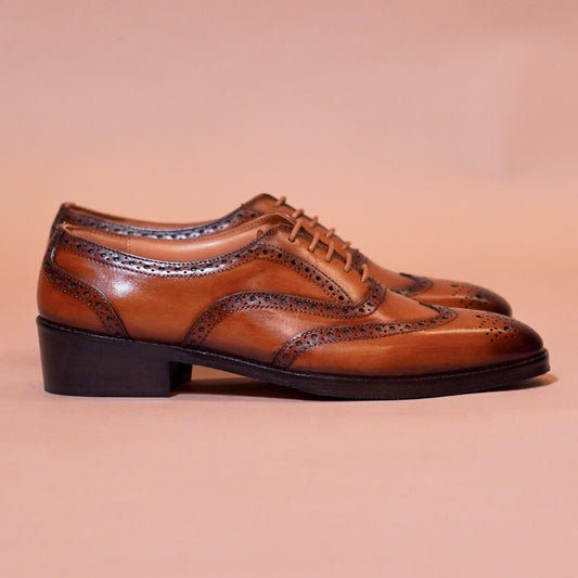 Tanino Classico men's tan leather Oxford shoes with brogue detailing – side view