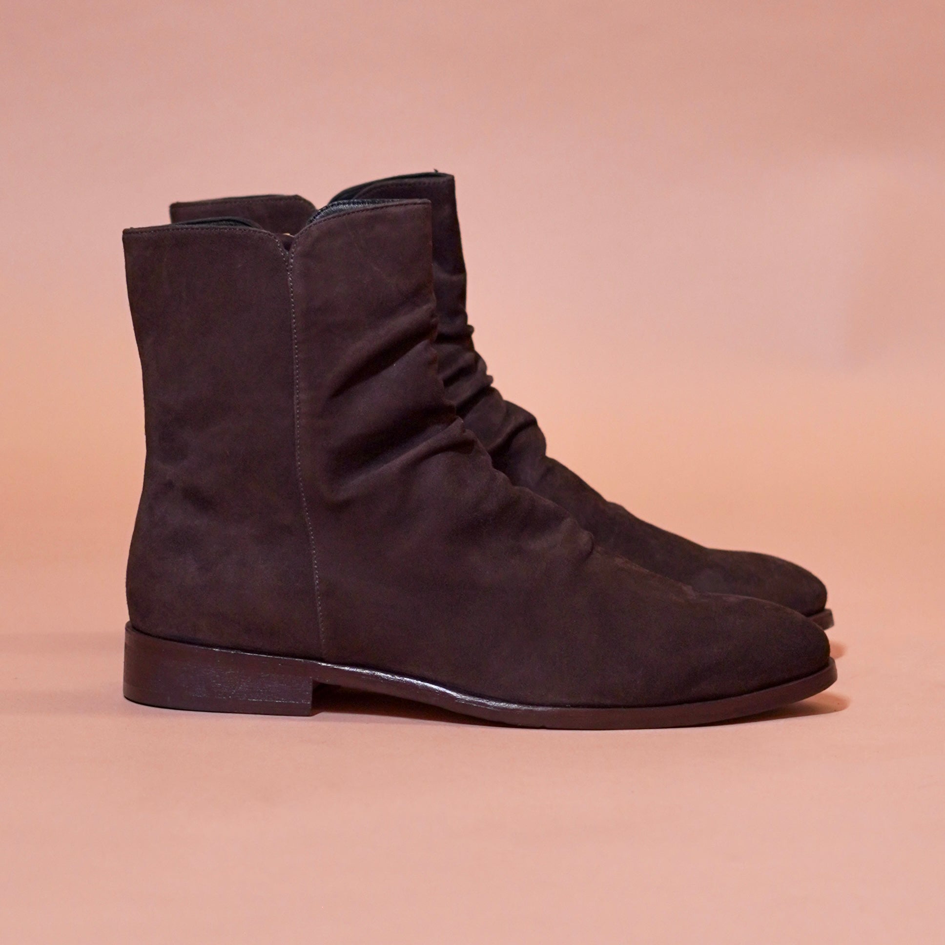 Sprazzo Verdo | Dark brown-suede wrinkled chelsea boots