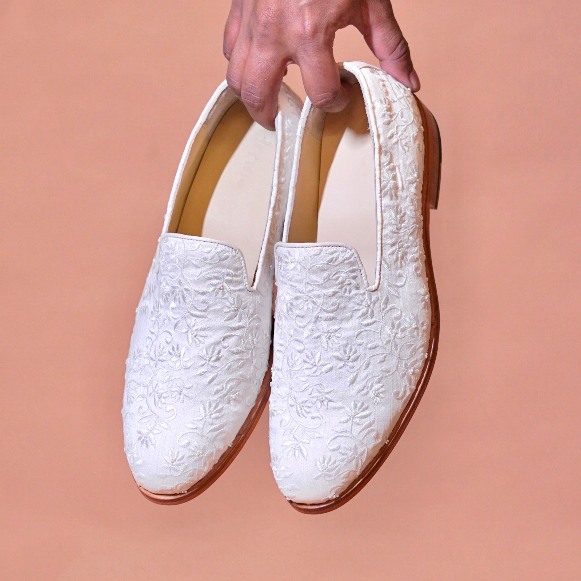 Ricamo Rosa powder pink silk embroidered loafer for men
