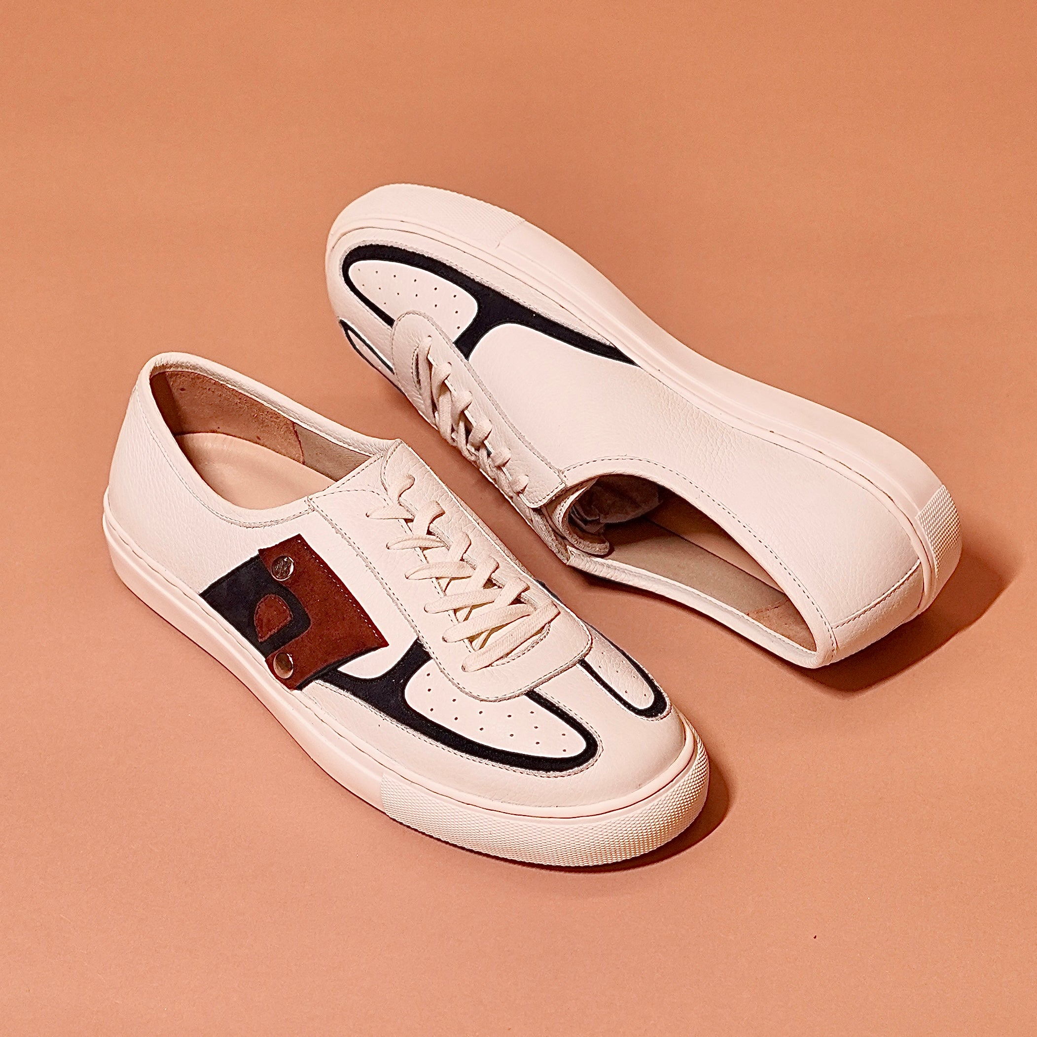 Handcrafted leather sneakers styled for everyday wear – Bianco Azzuro