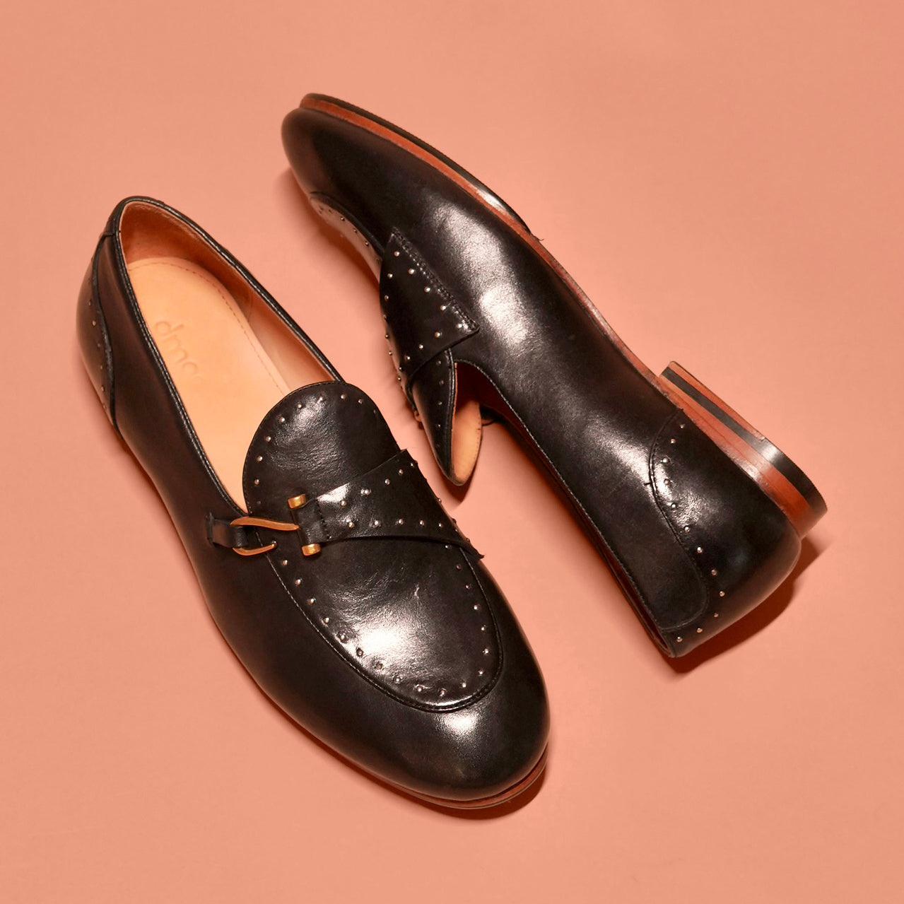 Motivo Nero Riveto | Black riveted leather loafers