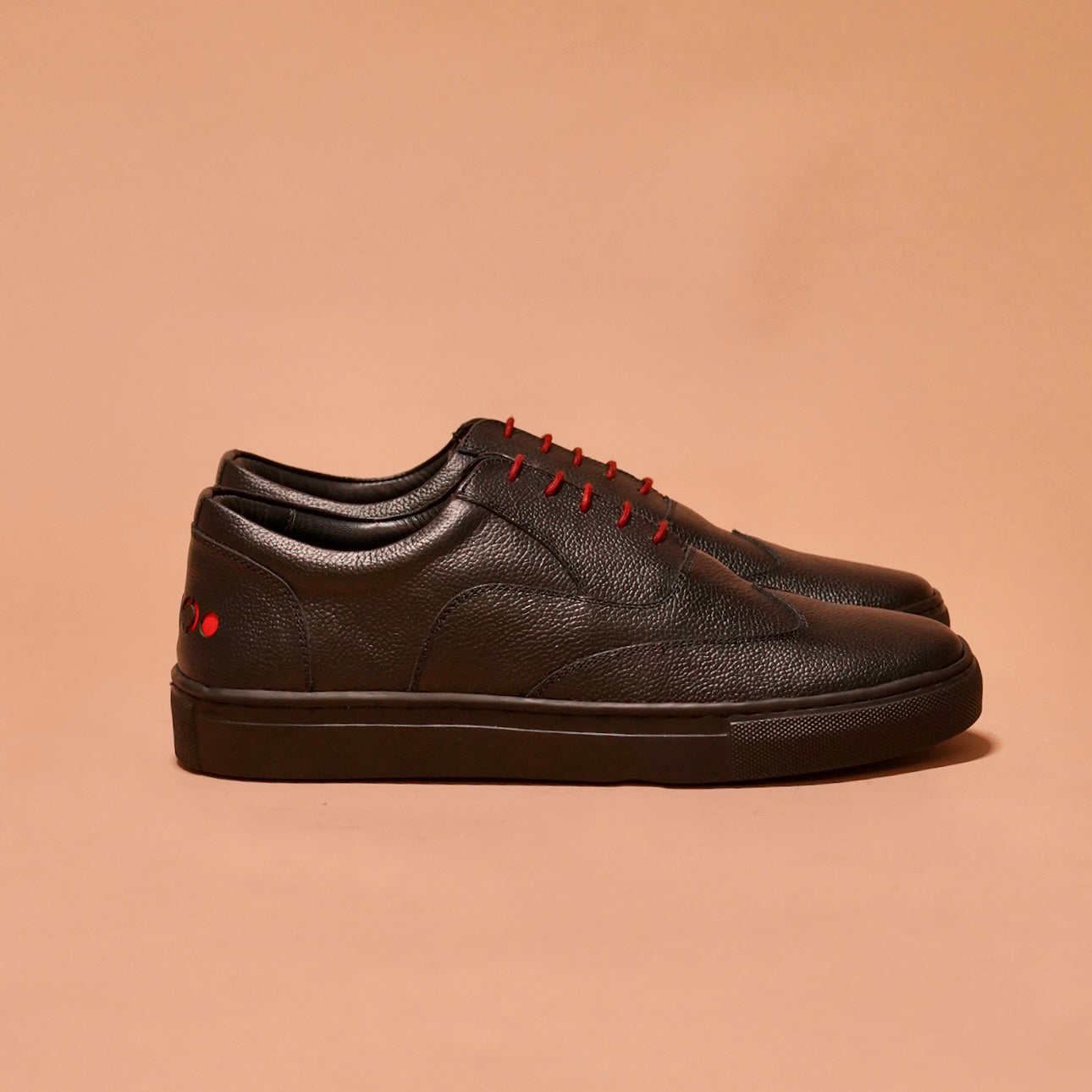 Fresco Carbonio – Black Milled Leather Sneaker for Men