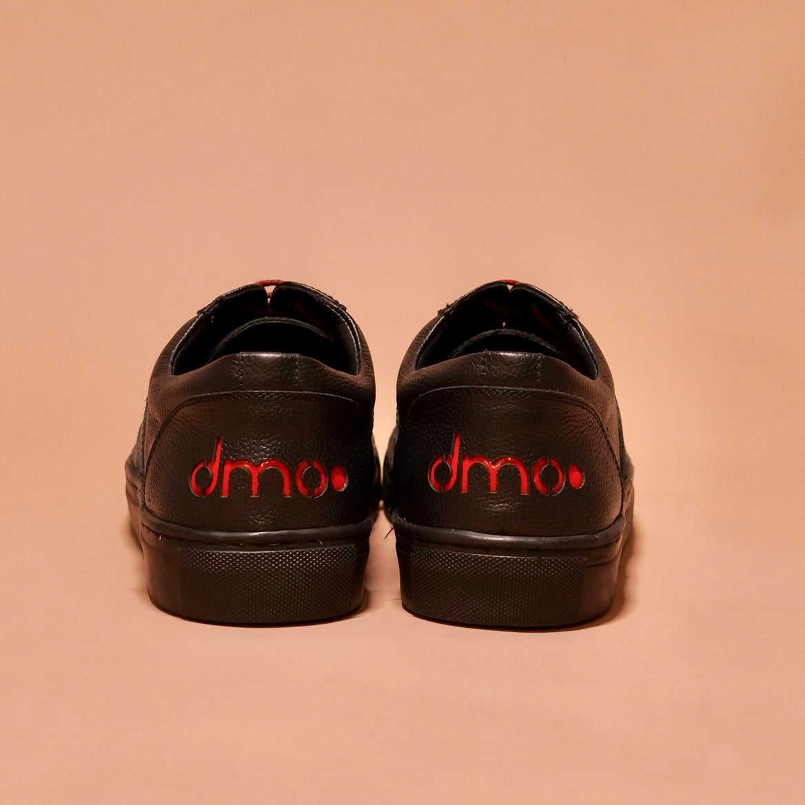 Fresco Carbonio – Black Milled Leather Sneaker for Men