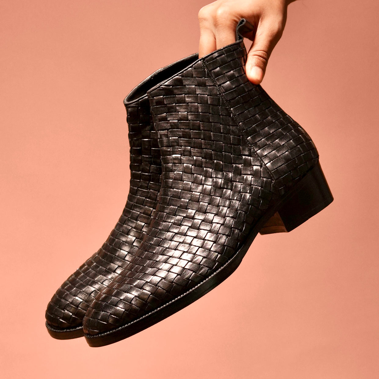 Sprazzo Tesso Nero | Black handwoven leather boots