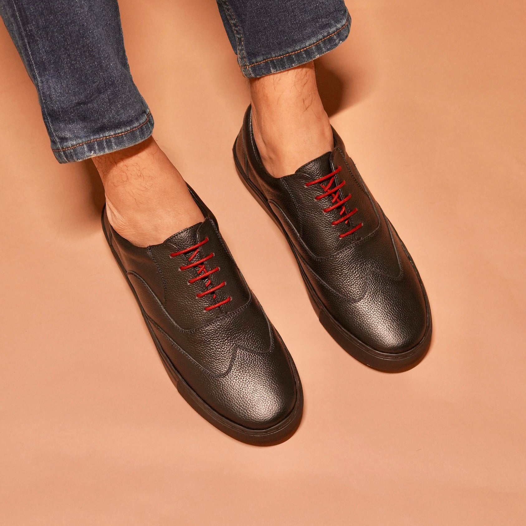 Fresco Carbonio – Black Milled Leather Sneaker for Men