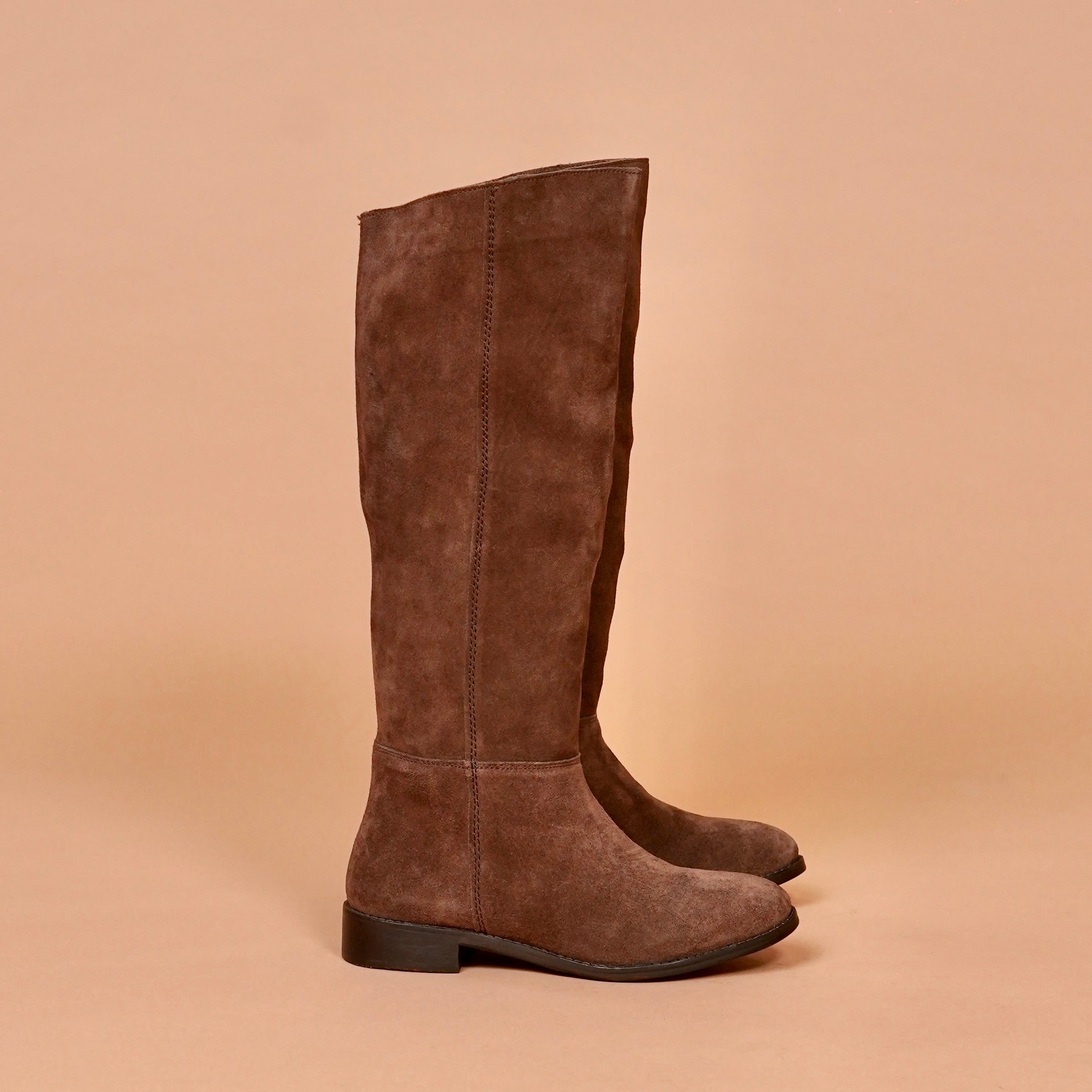 Stivali Donno Lungo Bruno – Women's Brown Knee-High Suede Boots | dmodot