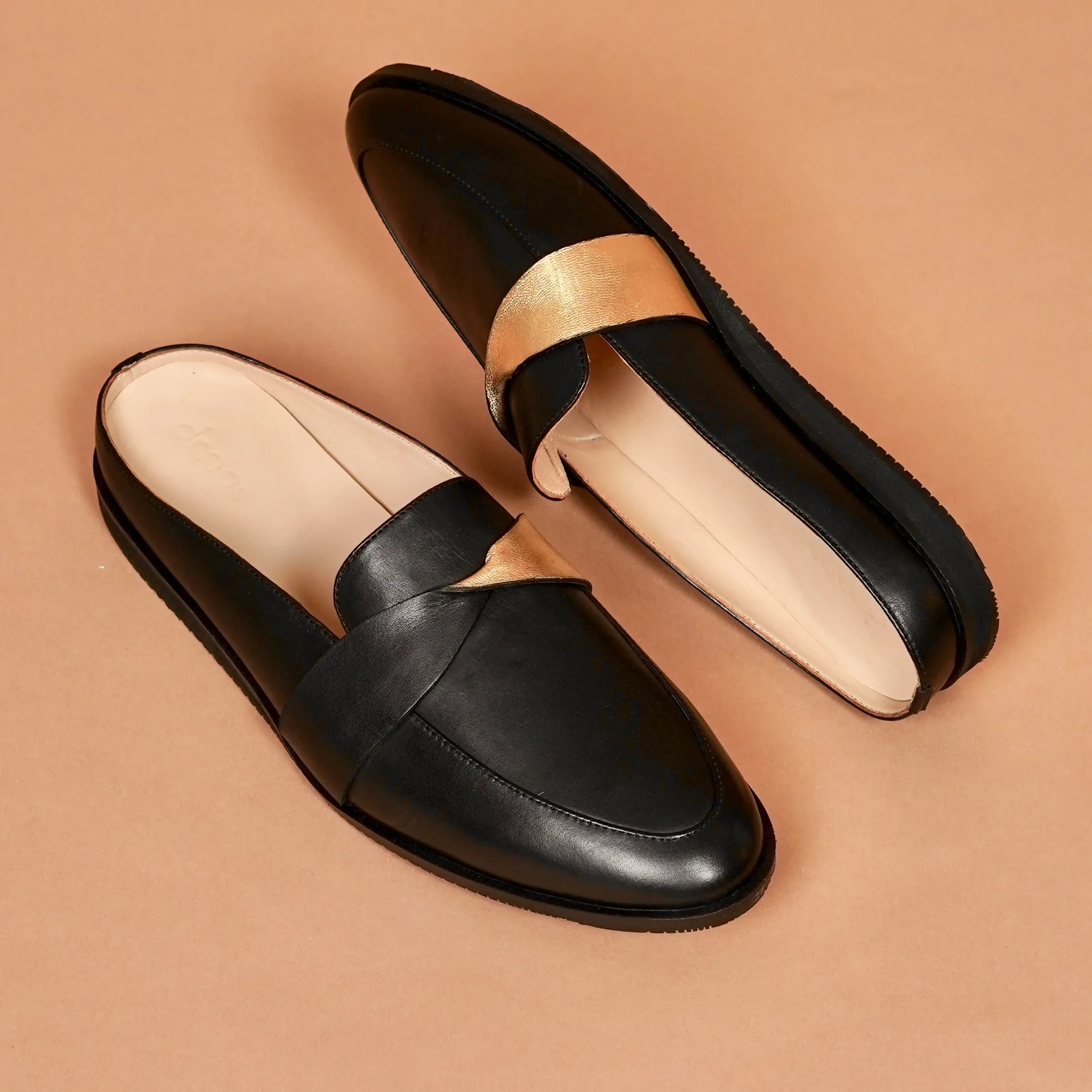 Top angle of Hoffler Nero Doro featuring sleek black finish and metallic detail