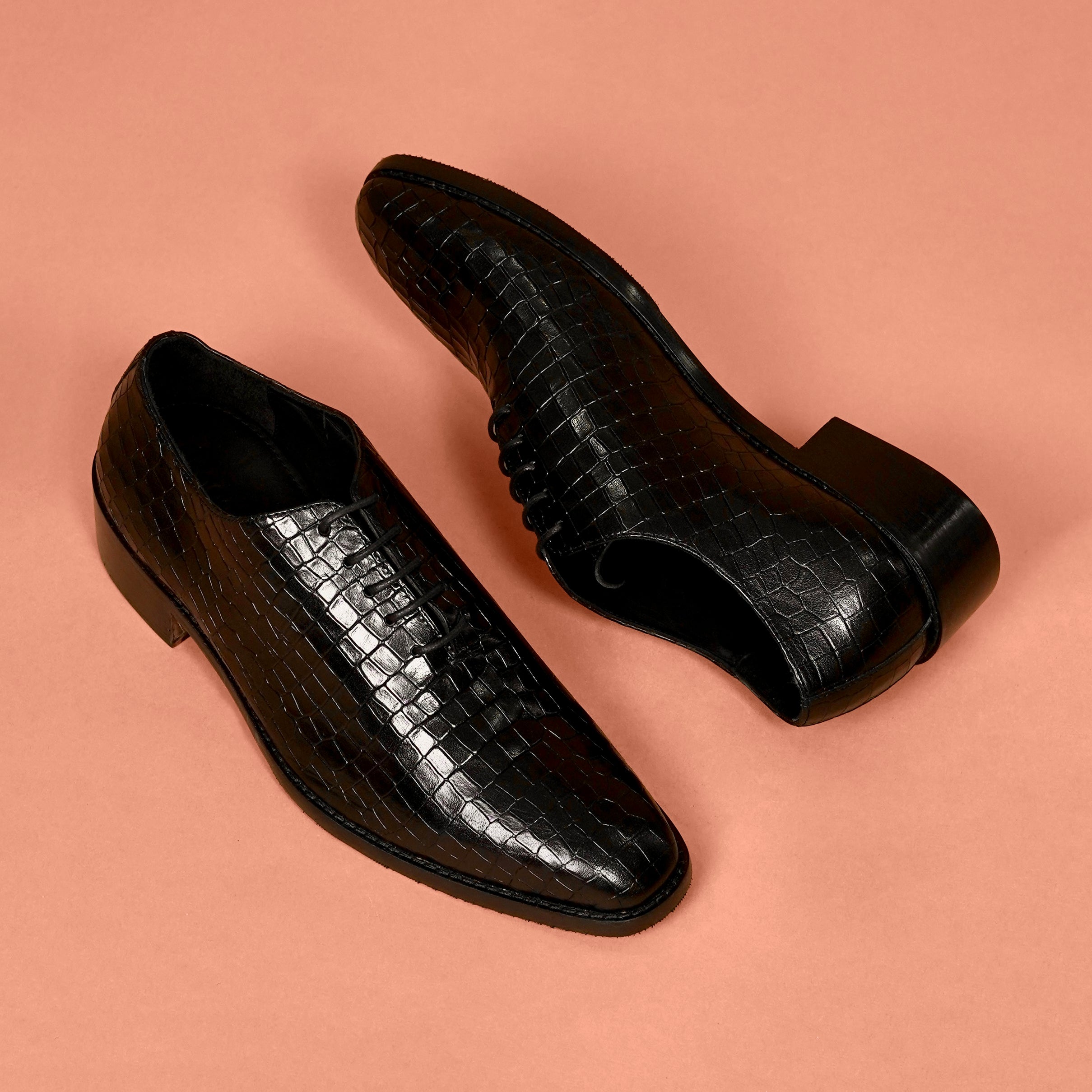 Caro Croco – Black Croc-Embossed Leather Oxford