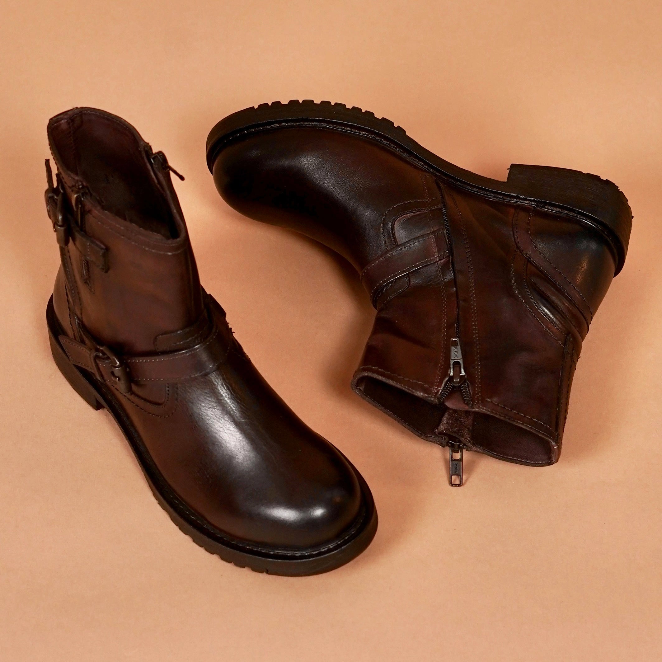 Dmodot handcrafted leather boots for women – brown