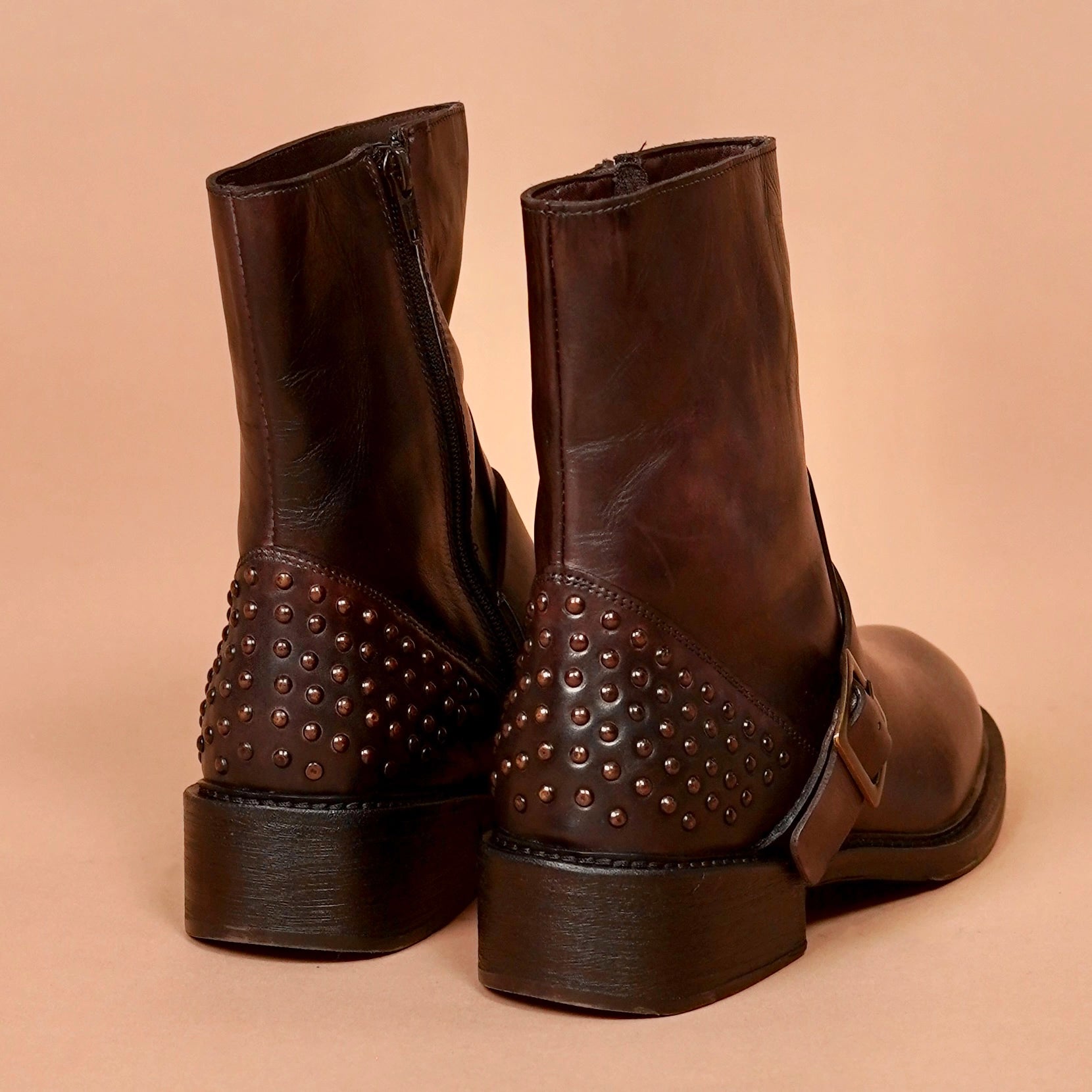 Stivali Donno Bruno Riveto – Brown Leather Studded Women’s Boots | dmodot