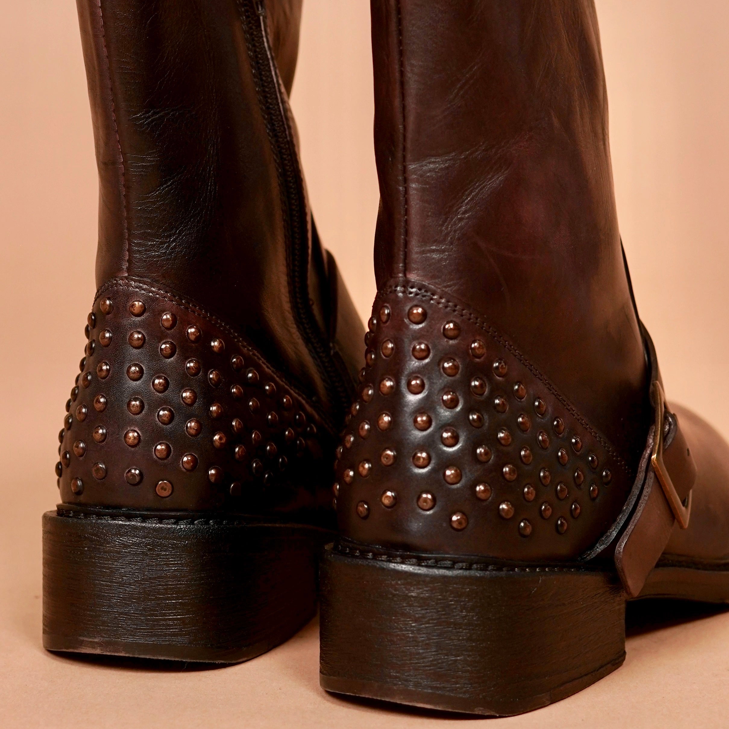 Stivali Donno Bruno Riveto – Brown Leather Studded Women’s Boots | dmodot