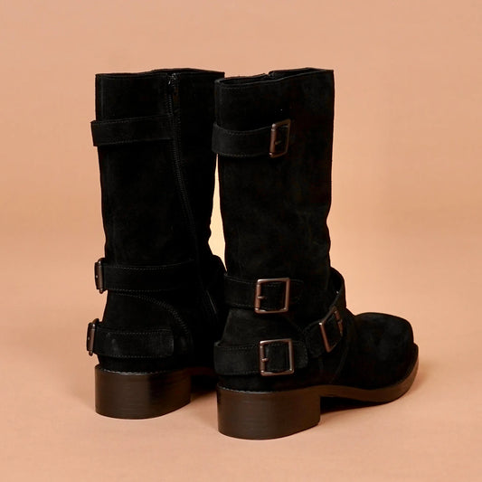 Winter suede boots India