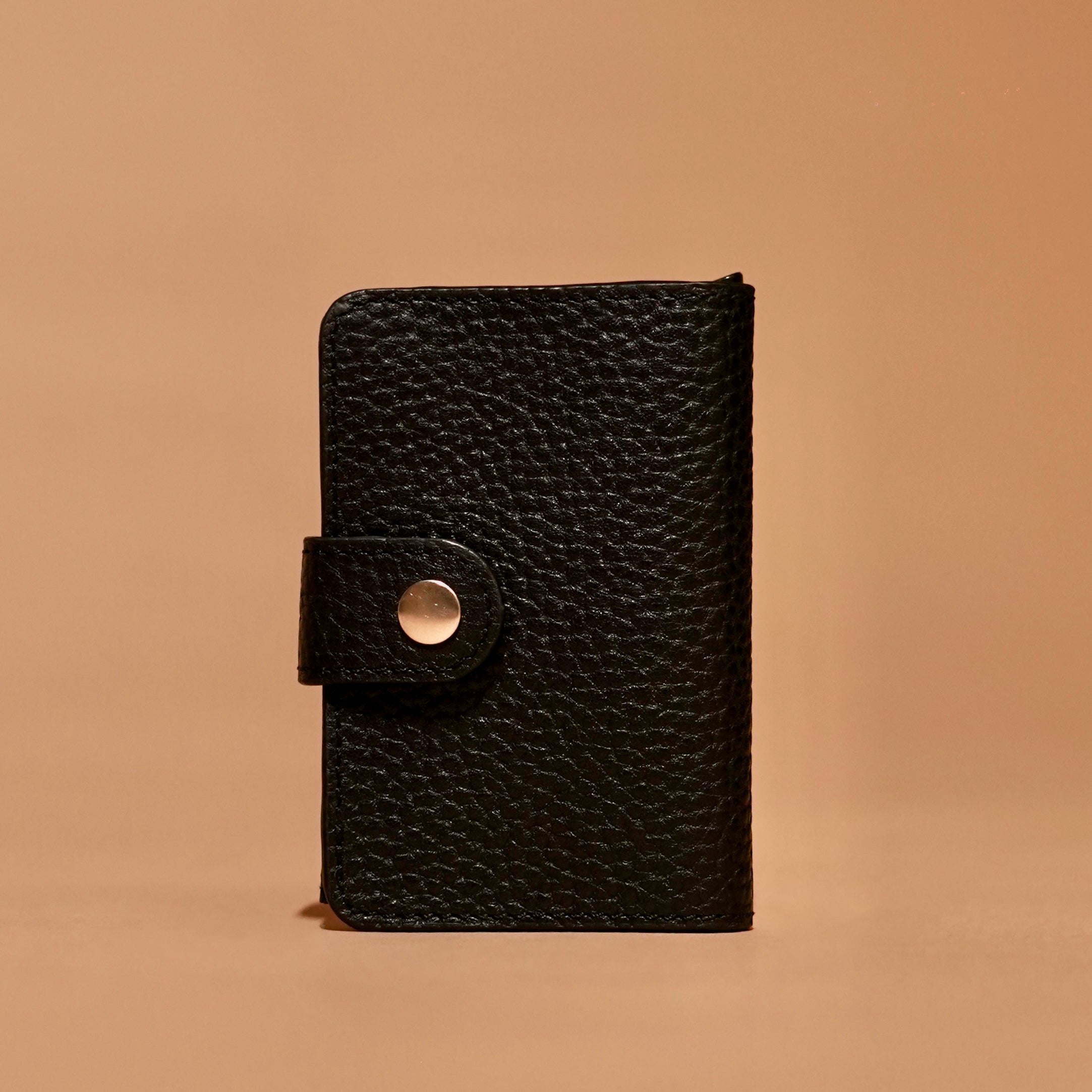 Vaulto Americano – Black Leather Safe Case Wallet