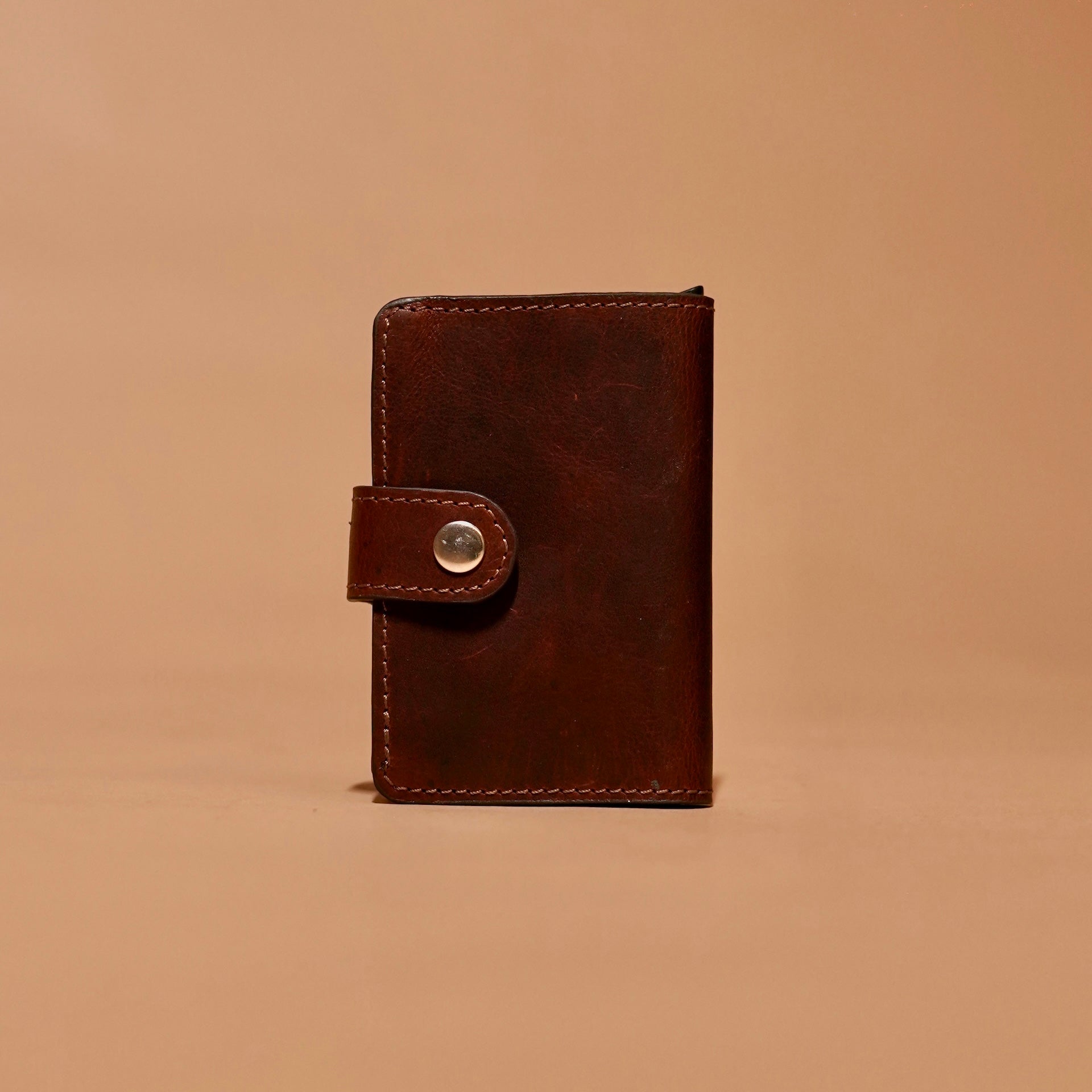Vaulto Espresso – Brown Leather Safe Case Wallet