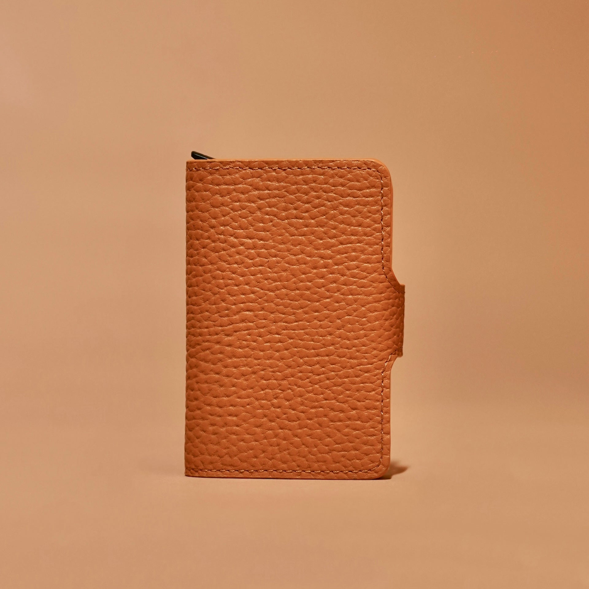 Vaulto Cappuccino – Tan Leather Safe Case Wallet
