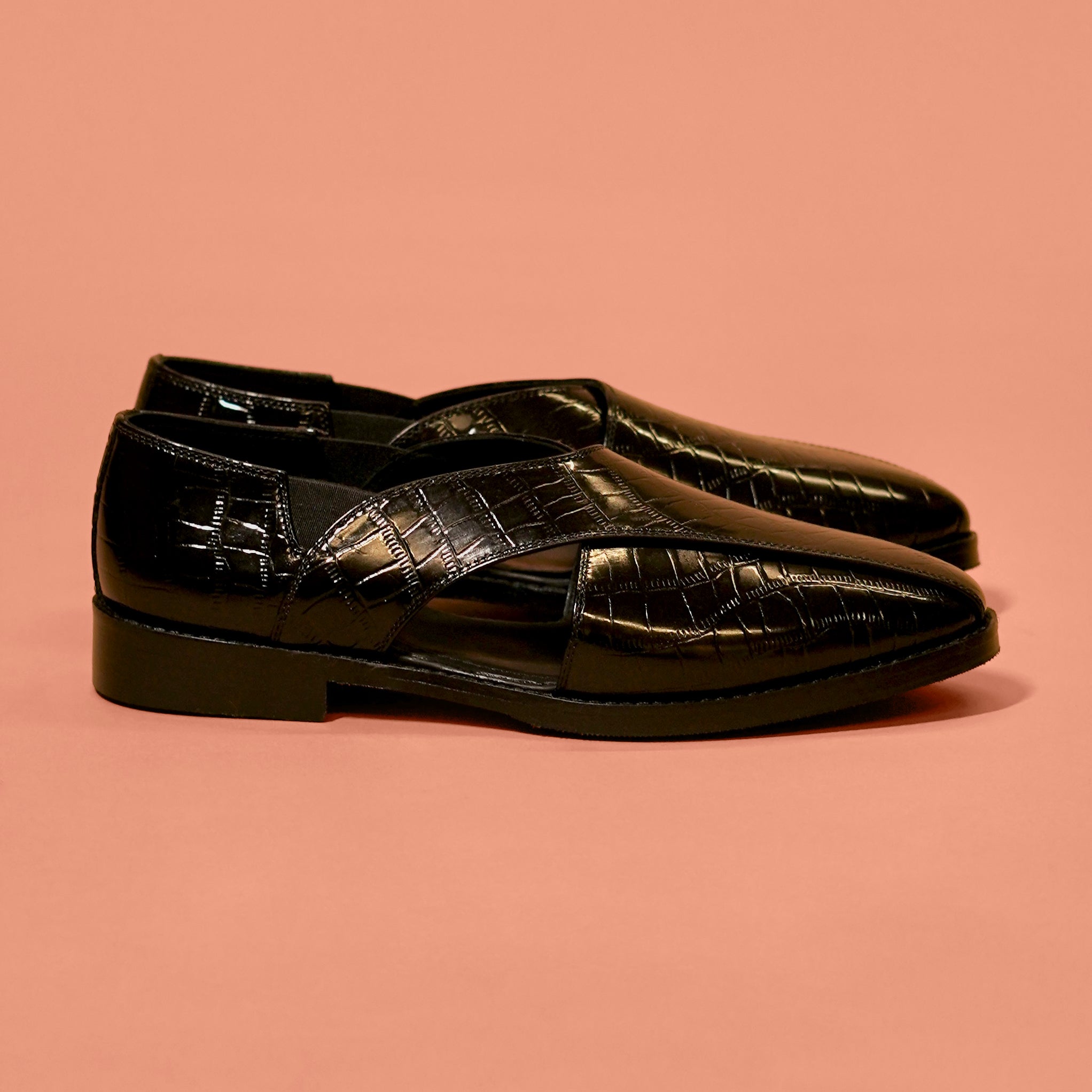 Pesha Croco – Black Crocodile-Embossed Leather Peshawari