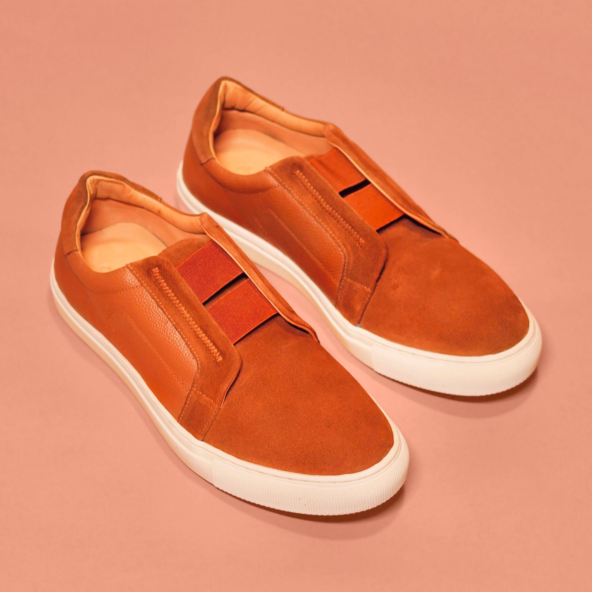 Scarpo Tobacco | Tobacco suede slip-on sneakers