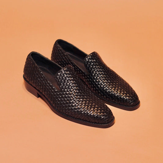 Top view of Cubano Tesso Nero displaying the overall craftsmanship
