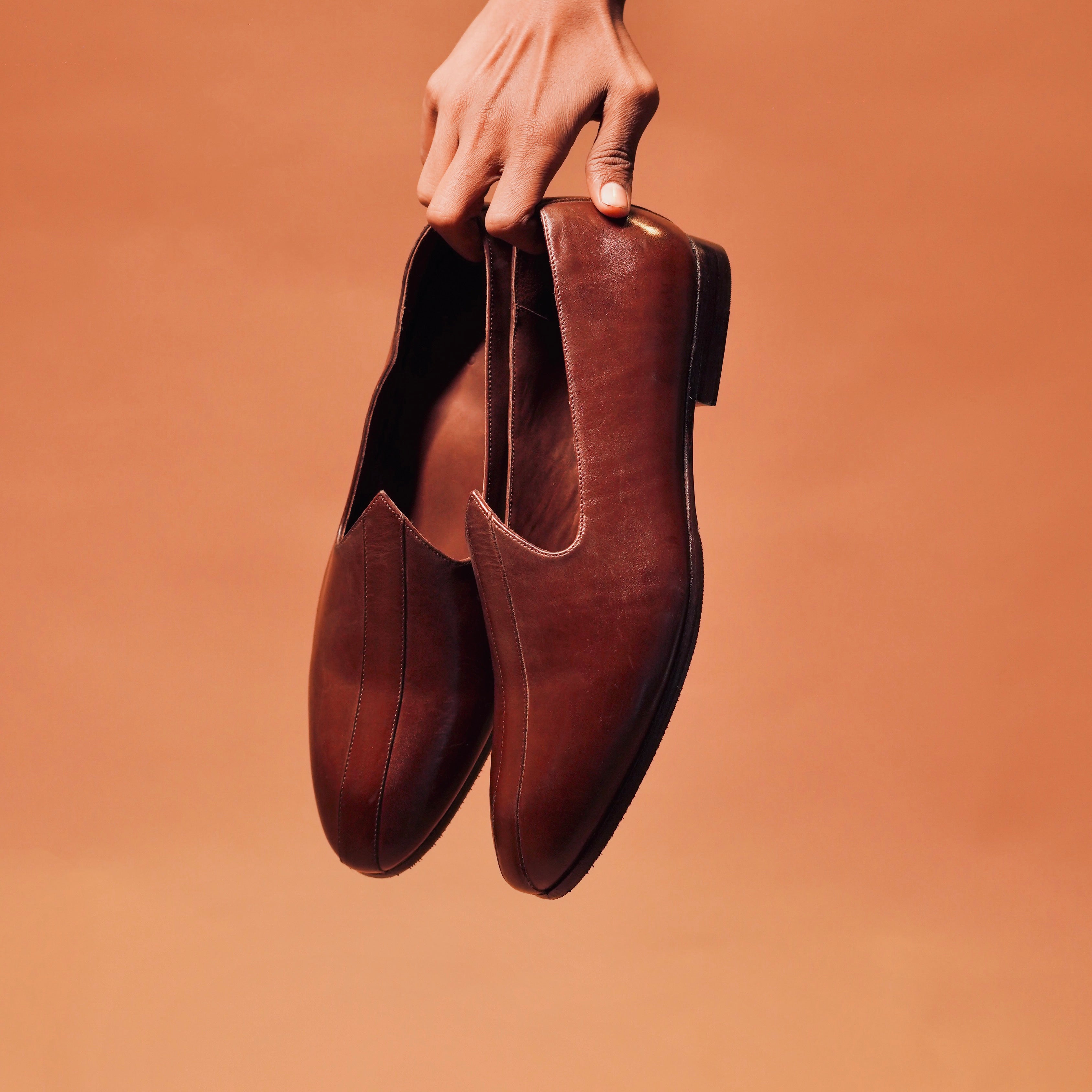 Close-up of the toe bump and Blake-stitched design on Ethnico Chocolato