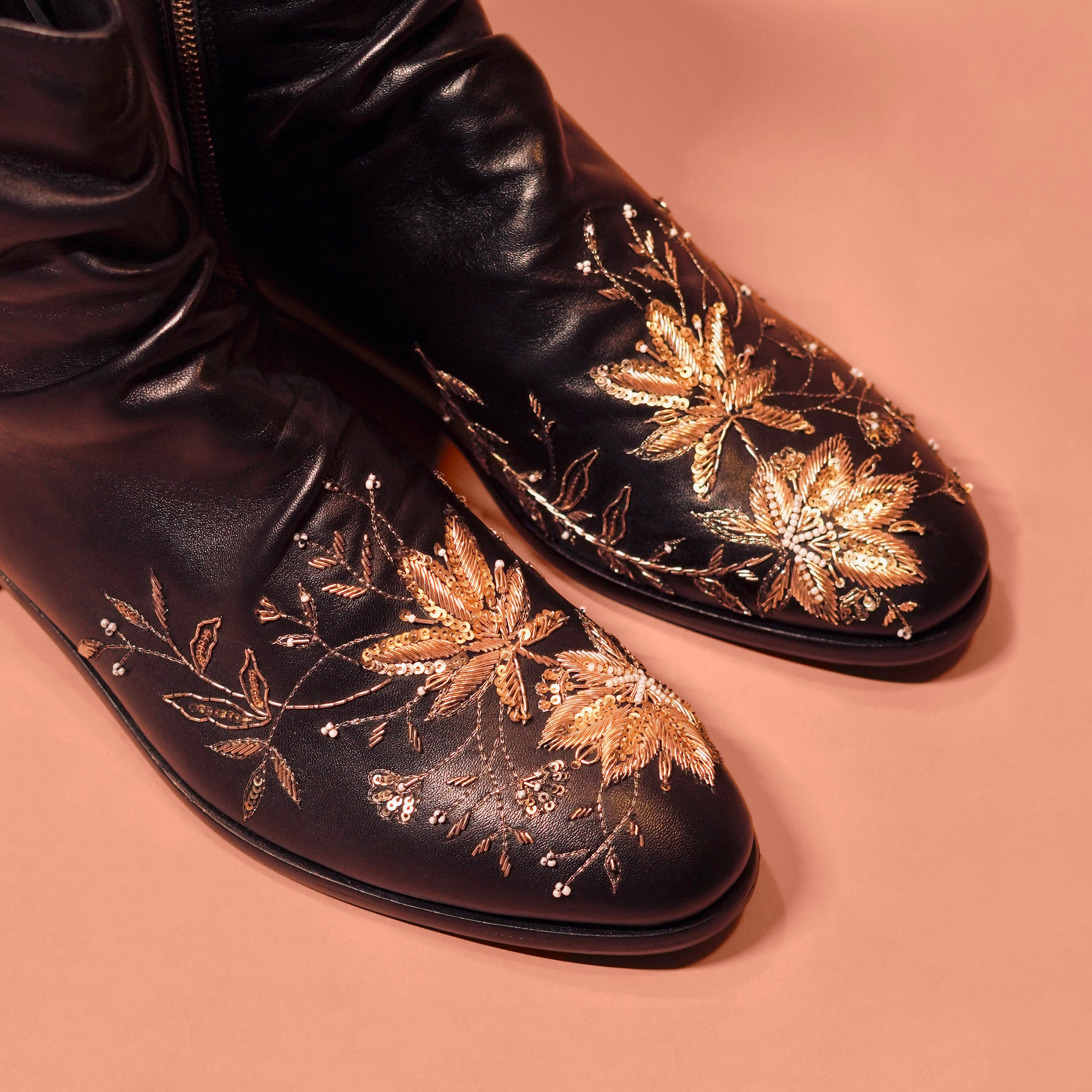 Sprazo Nero Ricamo | Black zardozi embroidered Napa boots