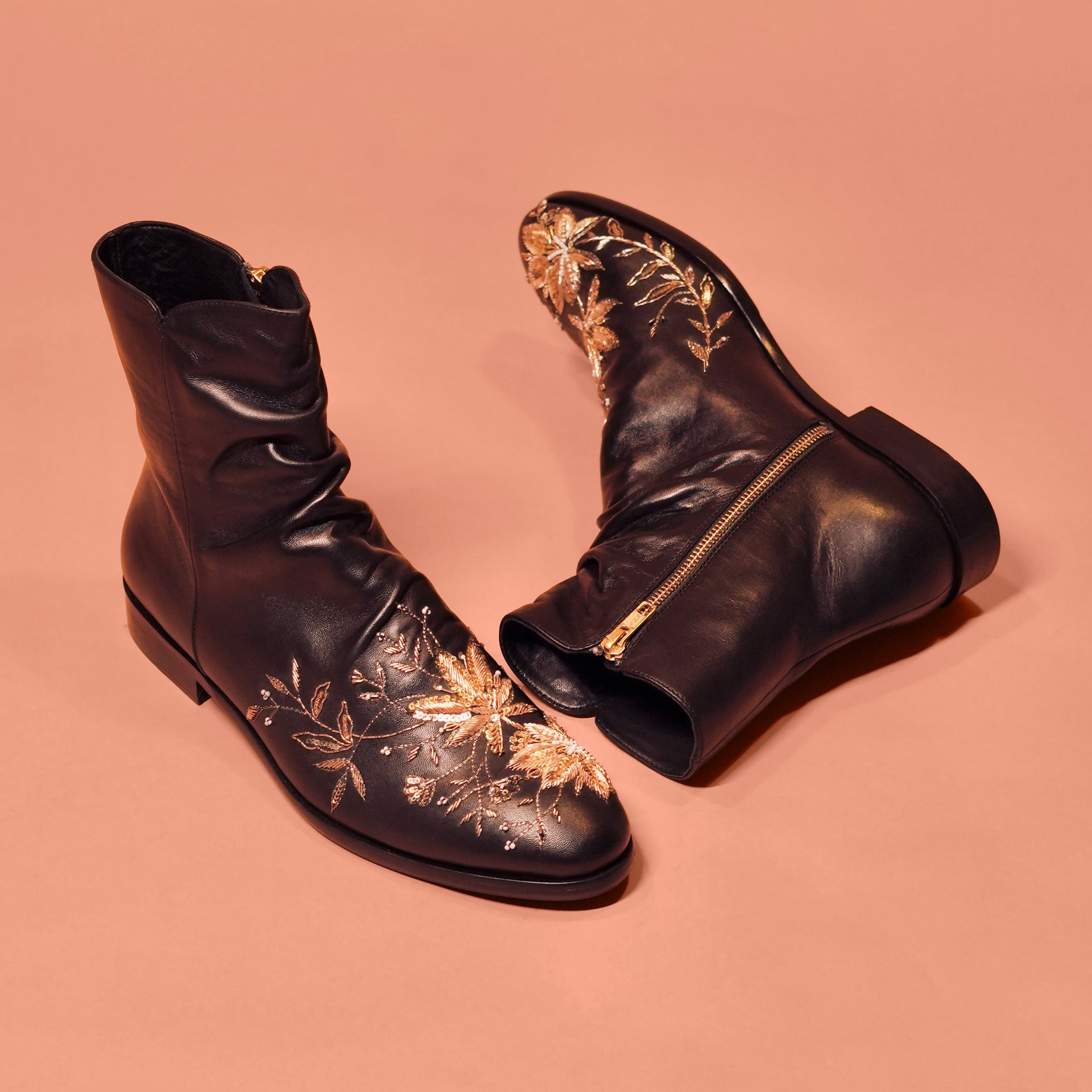 Sprazo Nero Ricamo | Black zardozi embroidered Napa boots
