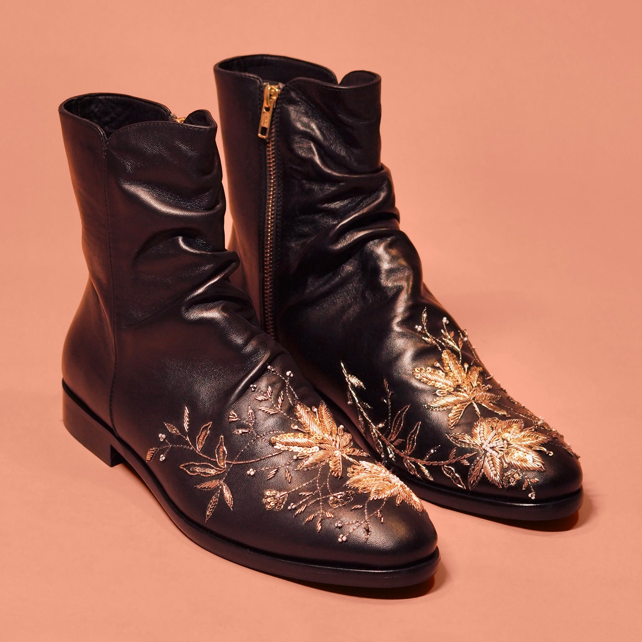 Sprazo Nero Ricamo | Black zardozi embroidered Napa boots