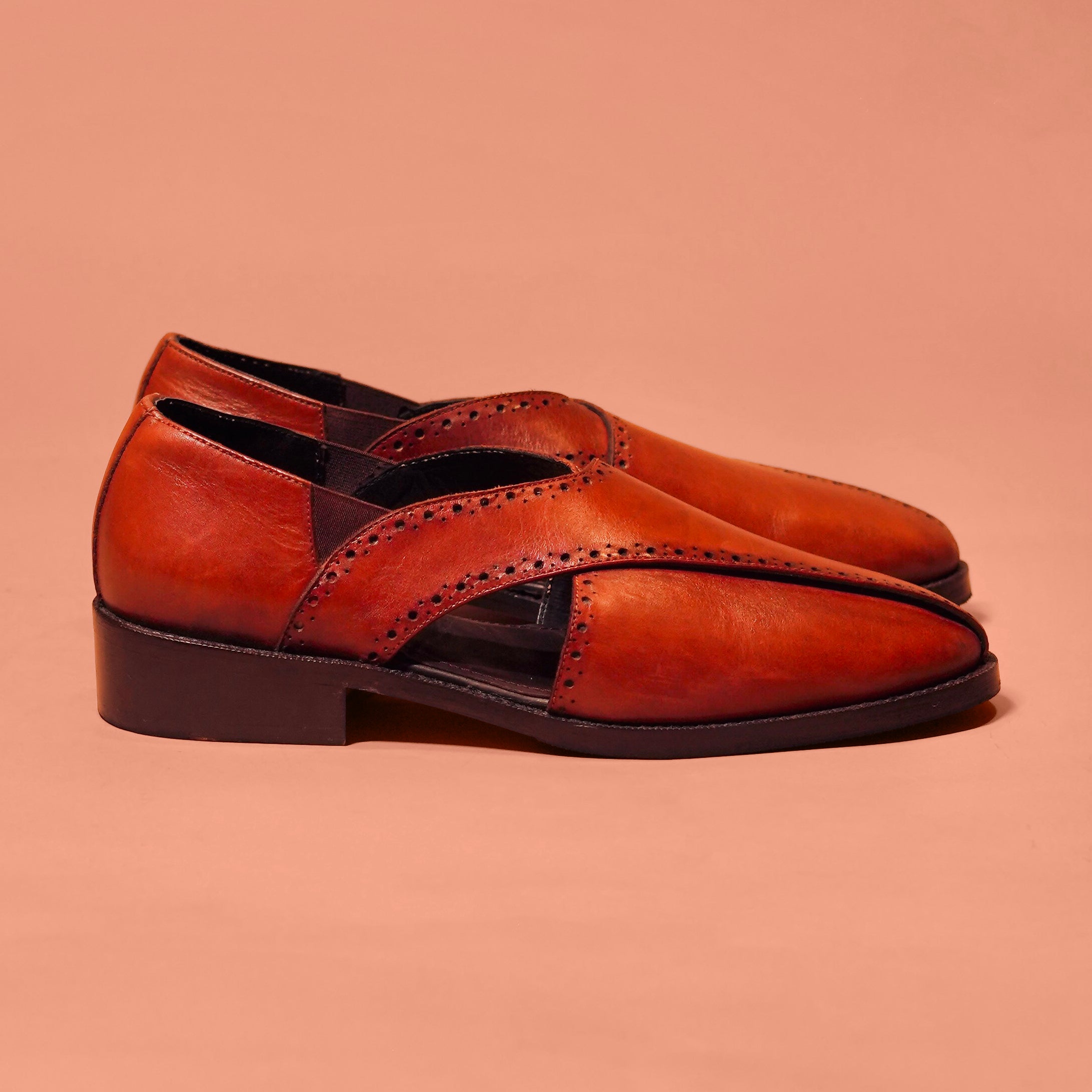 Pesha Rossa | Reddish brown full-grain leather Peshawaris
