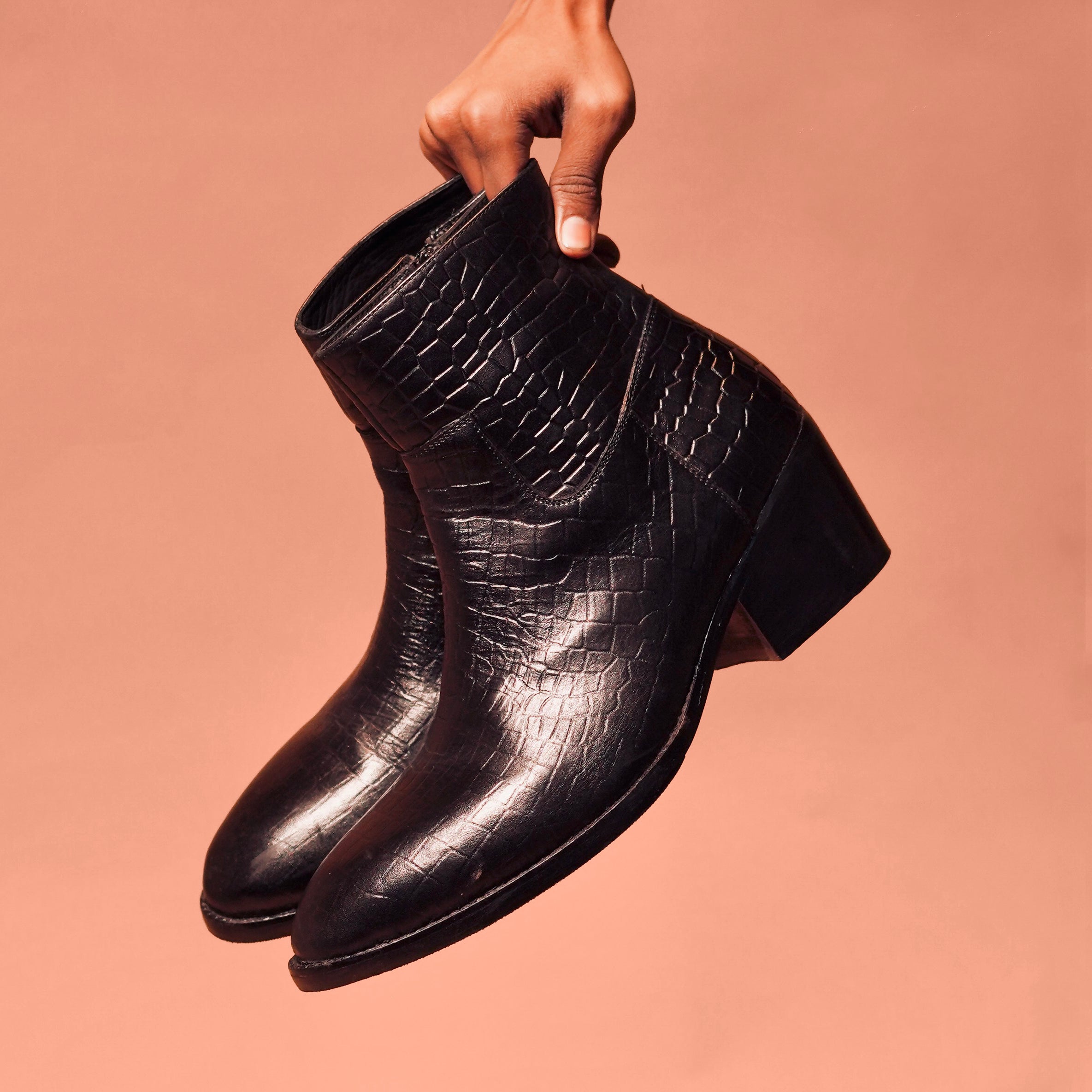 Sprazzo Cubano Croco | Black croc-print leather boots
