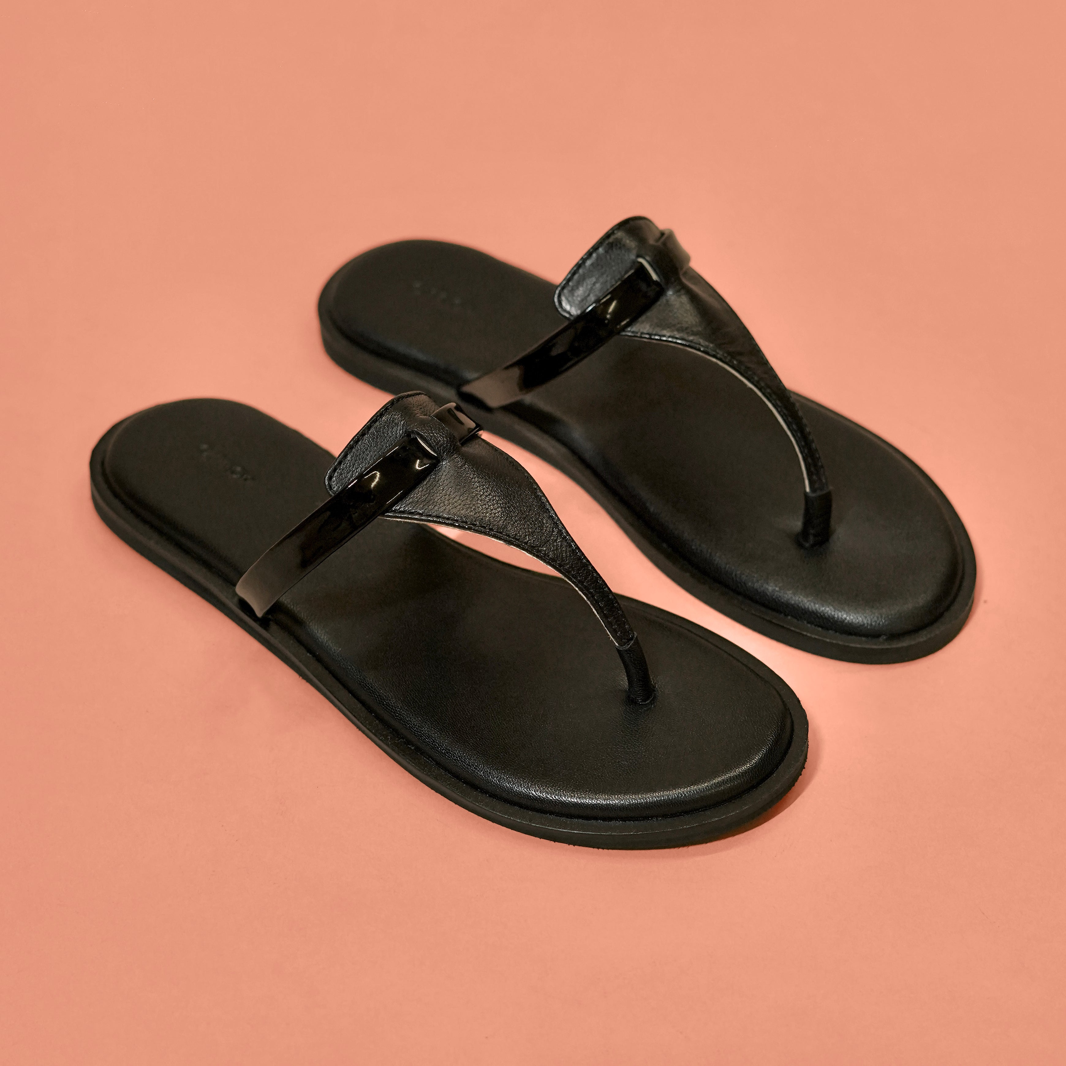 Pelle Linea Nero – Women’s Black Leather Chappal