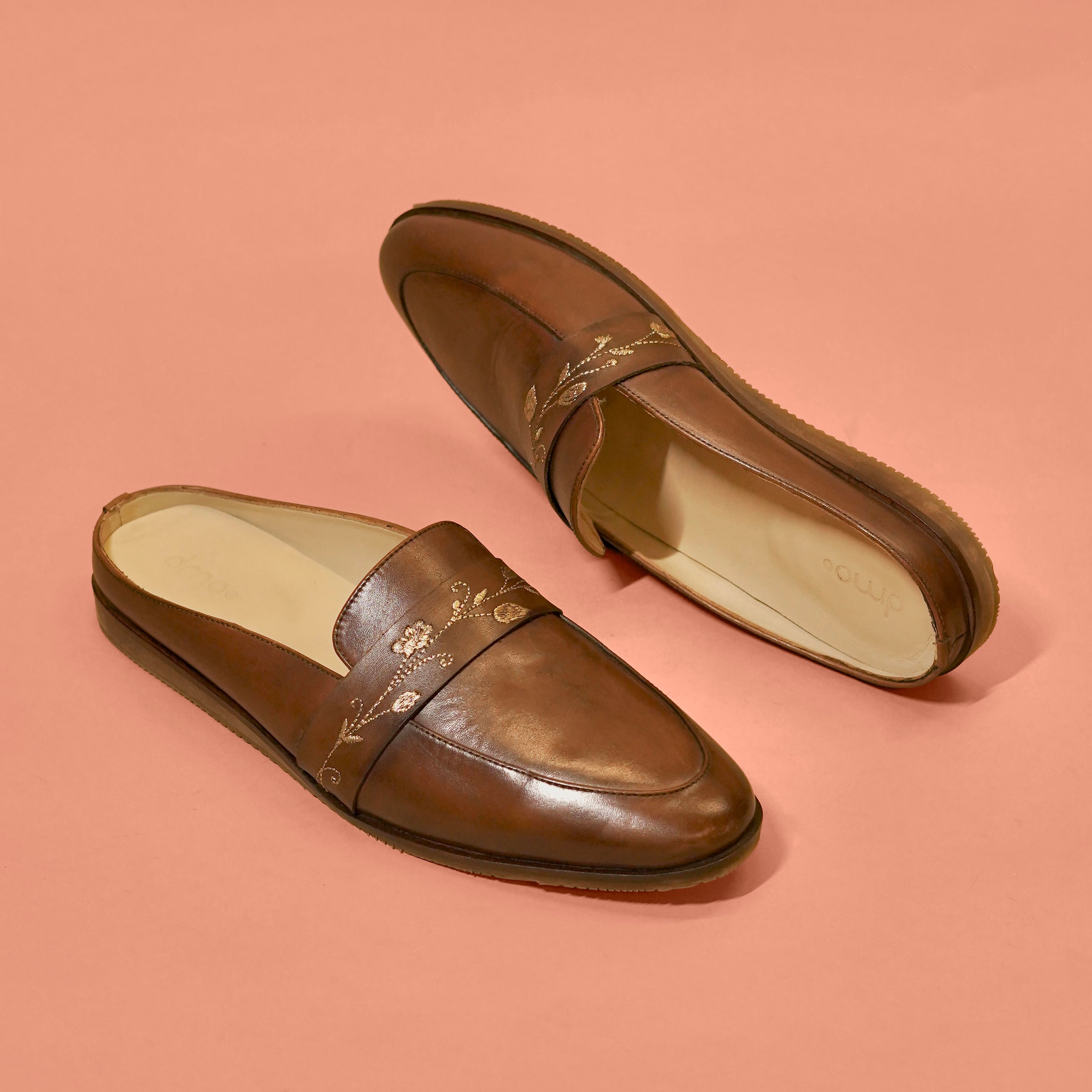 Hoffler Ricamo Bruciato Bruno –  Dark Brown Embroidered Leather Mules