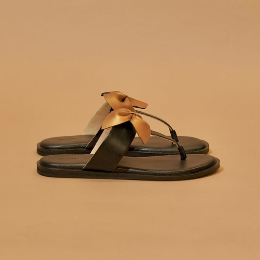 Side view of Pelle Bella Nodo