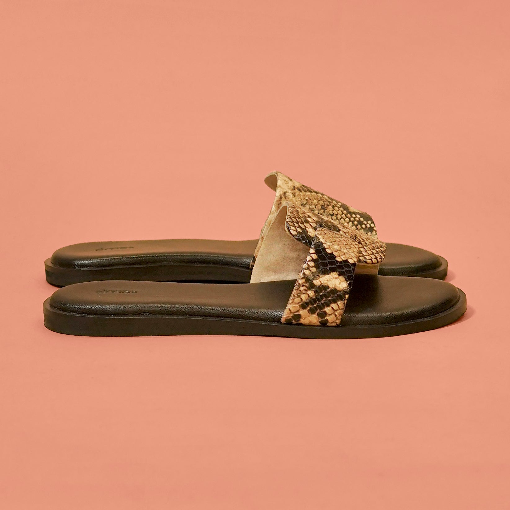 Pelle Pinone – Women’s Snake Print Leather Slider